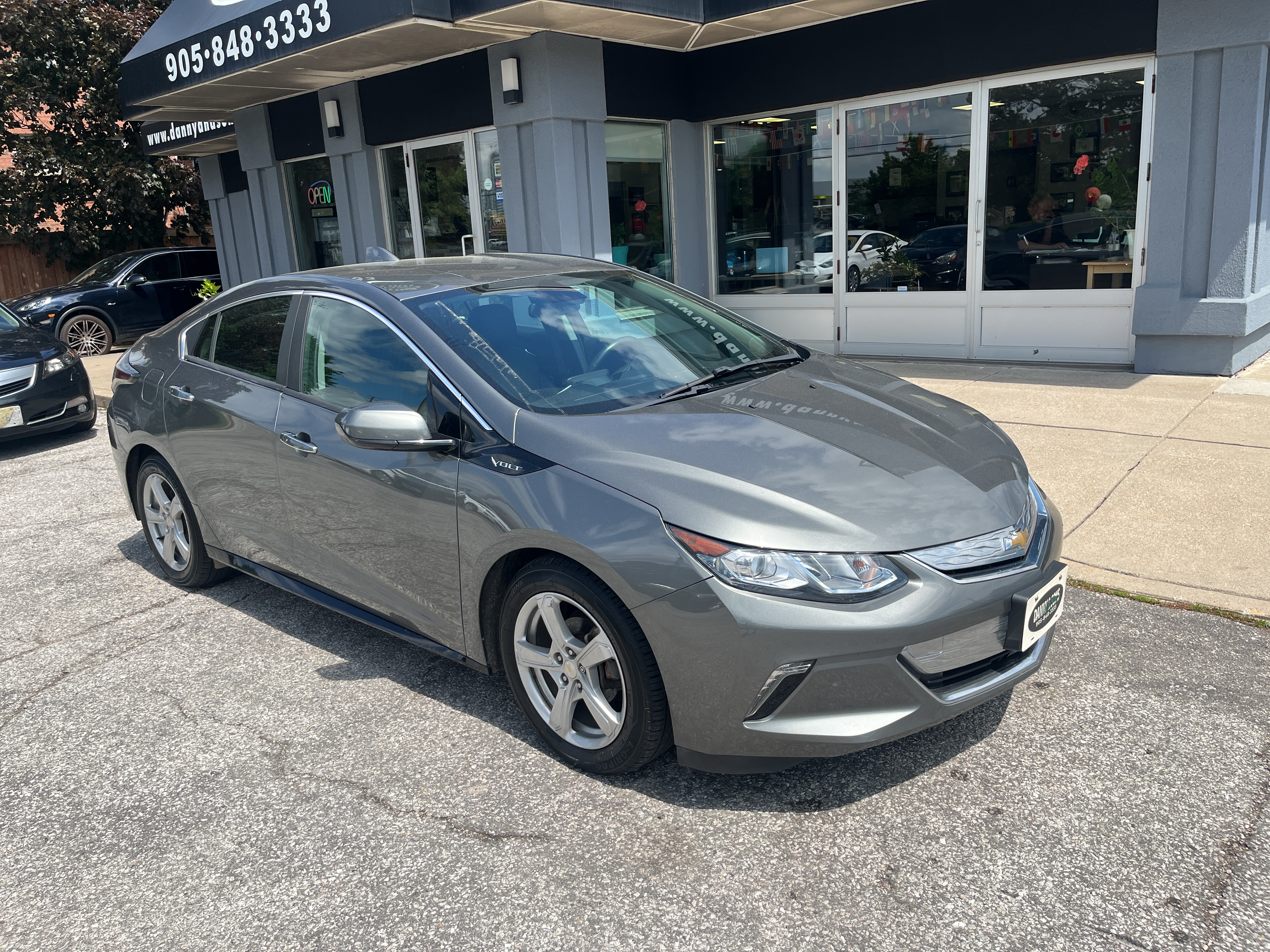 Gray 2017 Chevrolet Volt LT FWD Hatchback Front-Wheel Drive Automatic