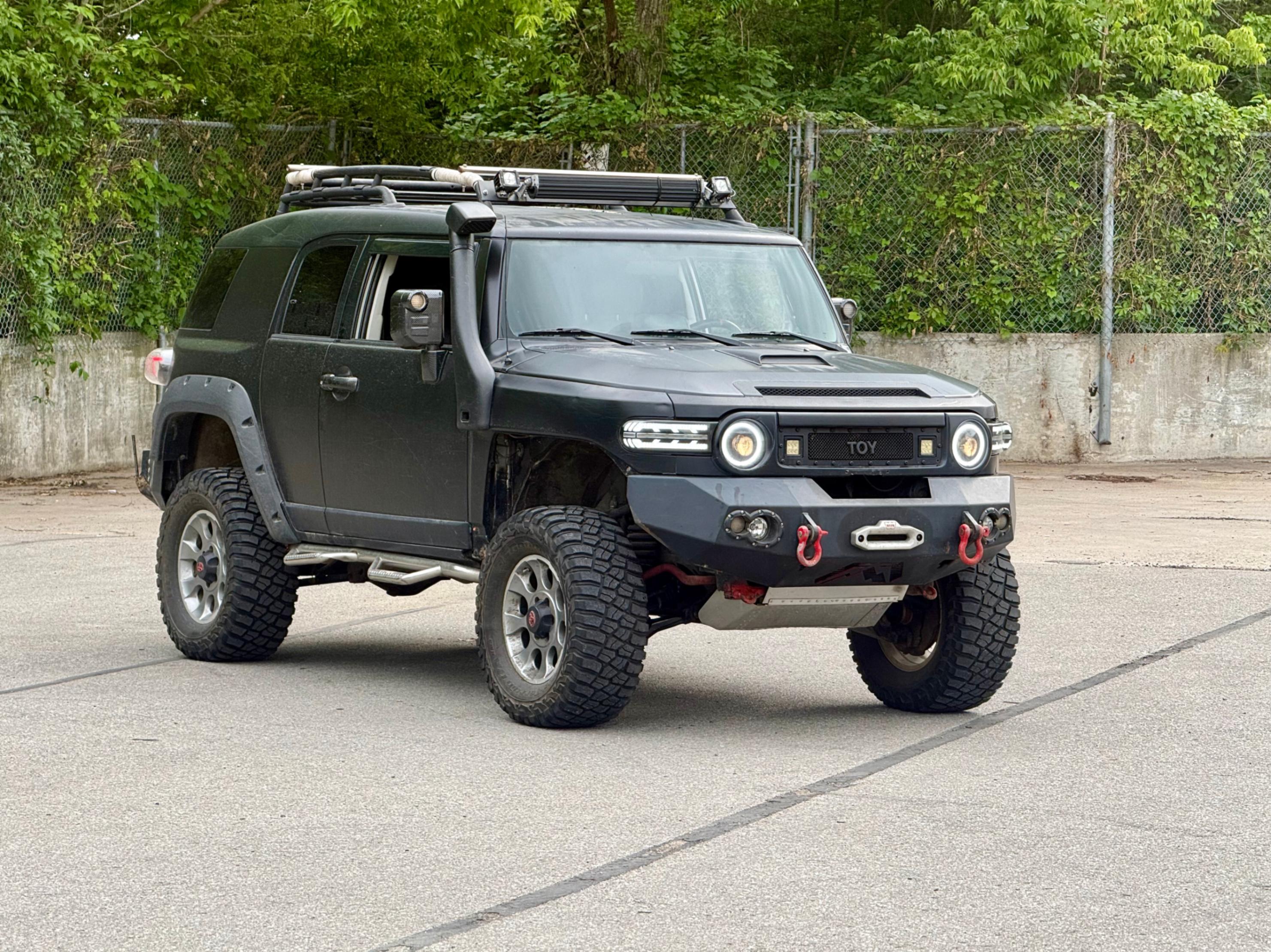 Silver 2008 Toyota FJ Cruiser SUV / Crossover Four-Wheel Drive Automatic