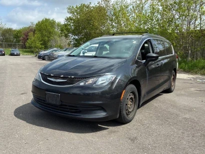 Black 2017 Chrysler Pacifica Minivan Front-Wheel Drive Automatic