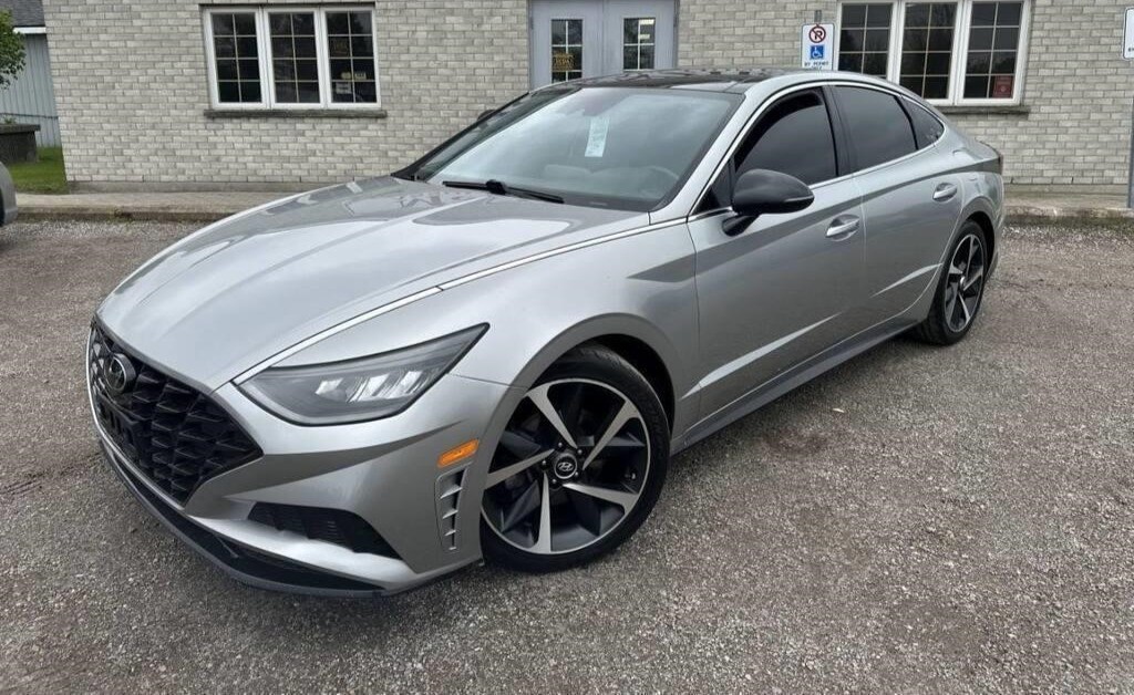 Silver 2022 Hyundai Sonata Sedan Automatic