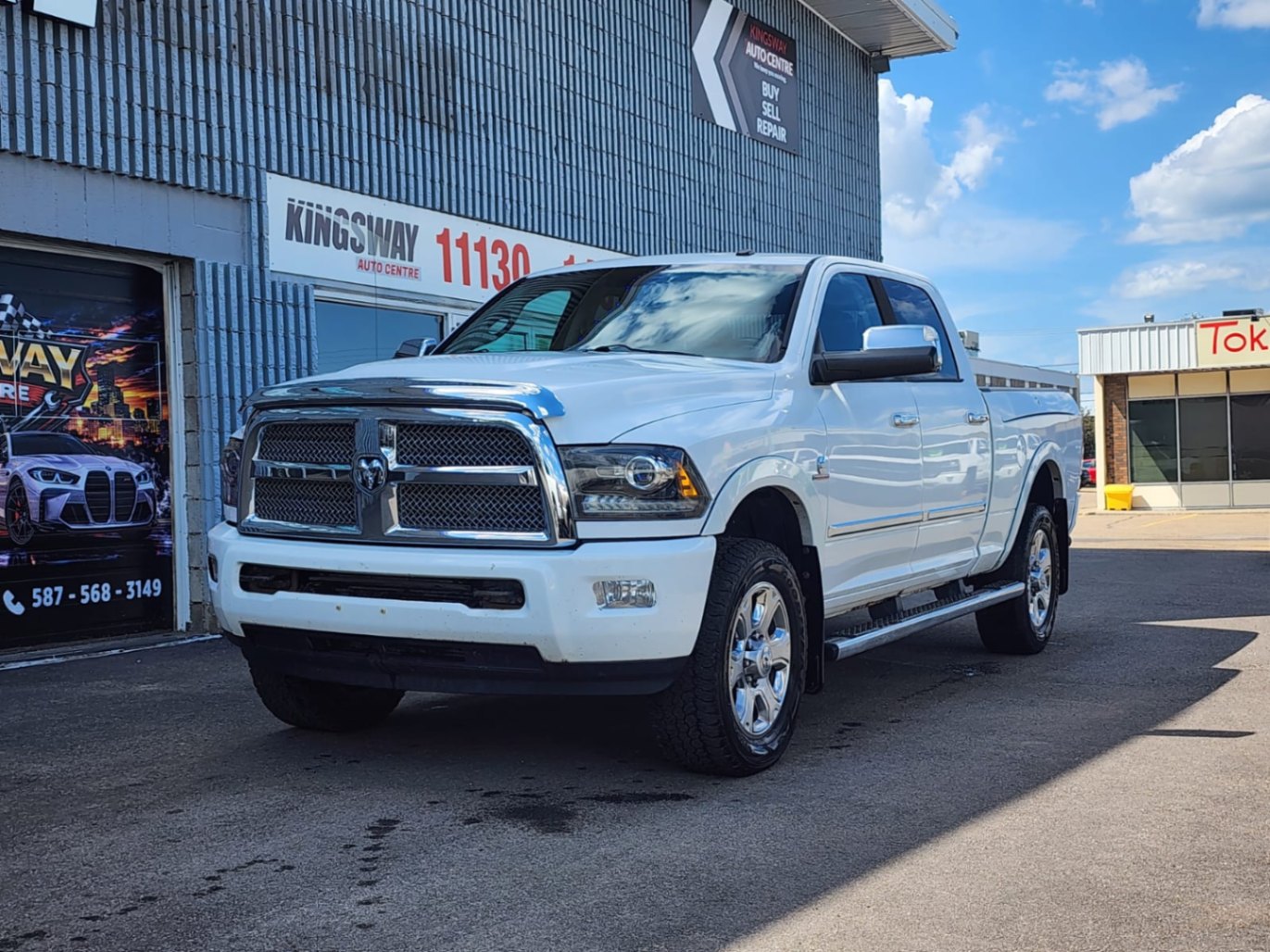 2014 RAM 3500 Laramie Longhorn Crew Cab 4WD