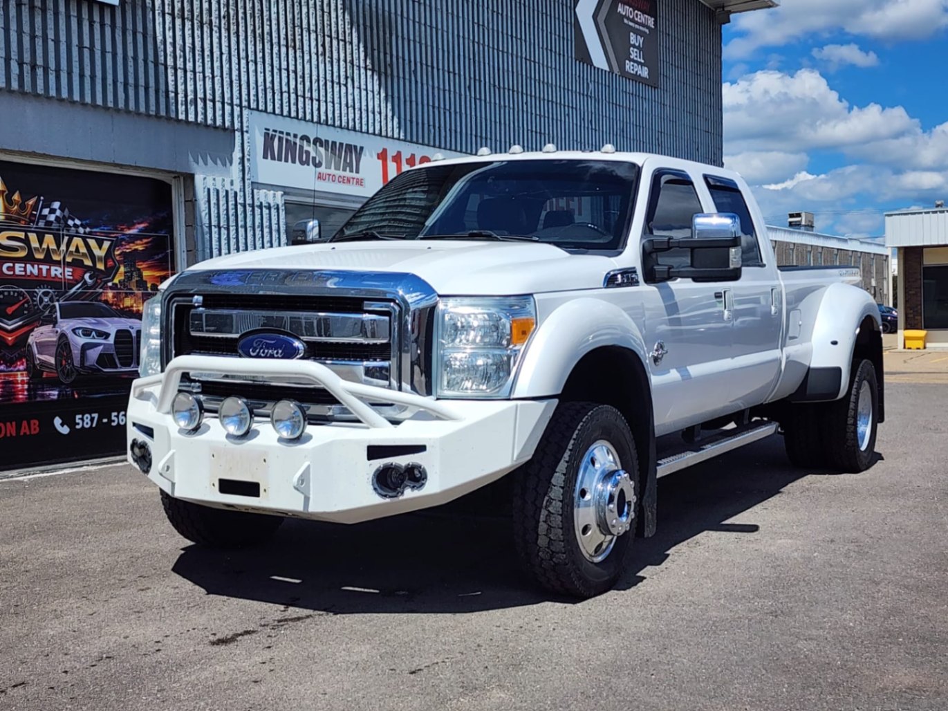 White 2015 Ford F-450 Super Duty Pickup Truck Four-Wheel Drive Automatic
