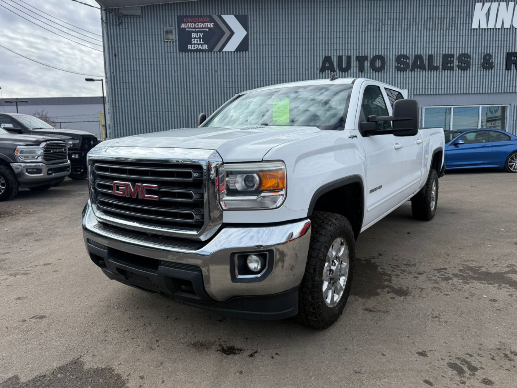 2015 GMC Sierra 3500HD SLE Crew Cab 4WD
