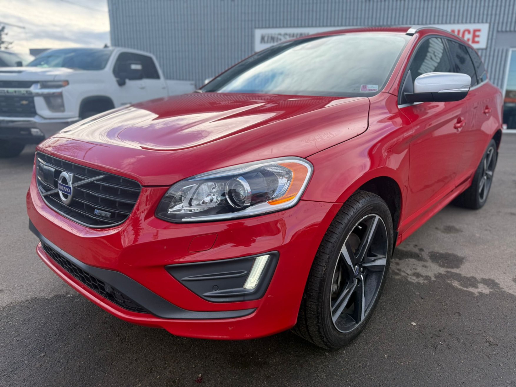 2015 Volvo XC60 T6 R-Design Platinum AWD