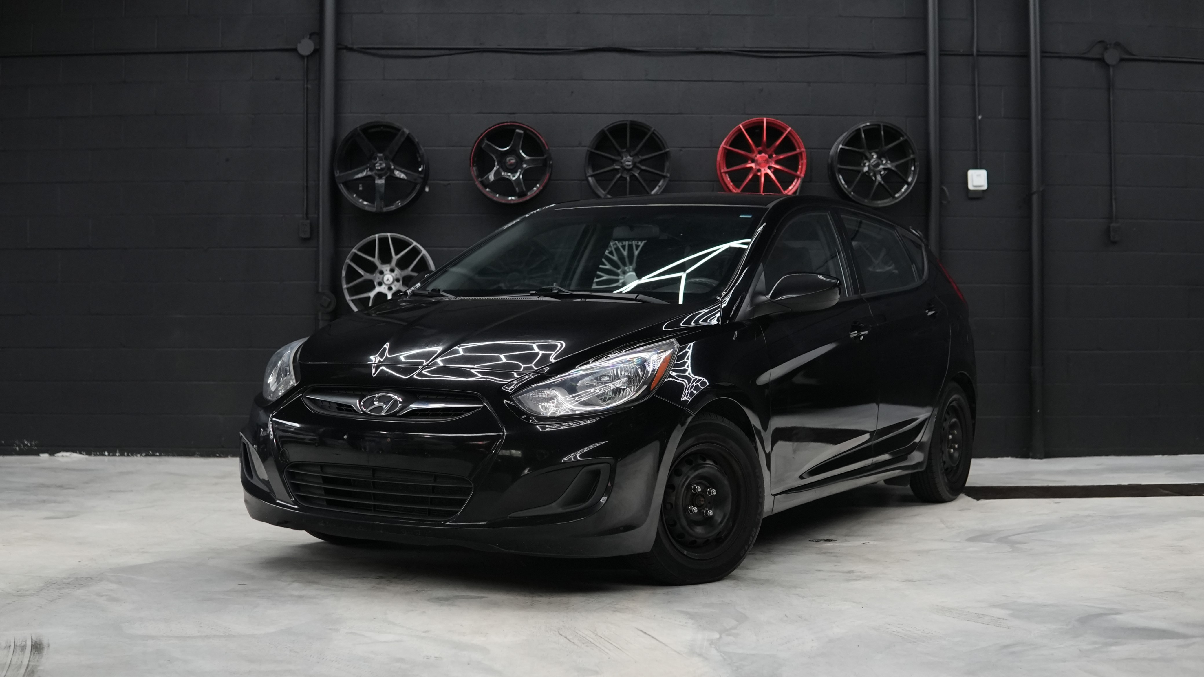 Black 2014 Hyundai Accent Hatchback Automatic