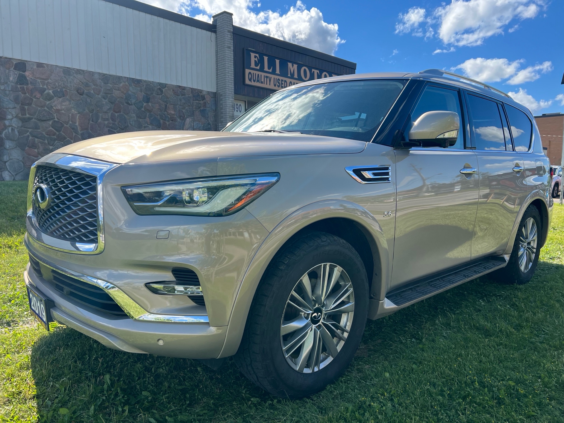 2019 Infiniti QX80