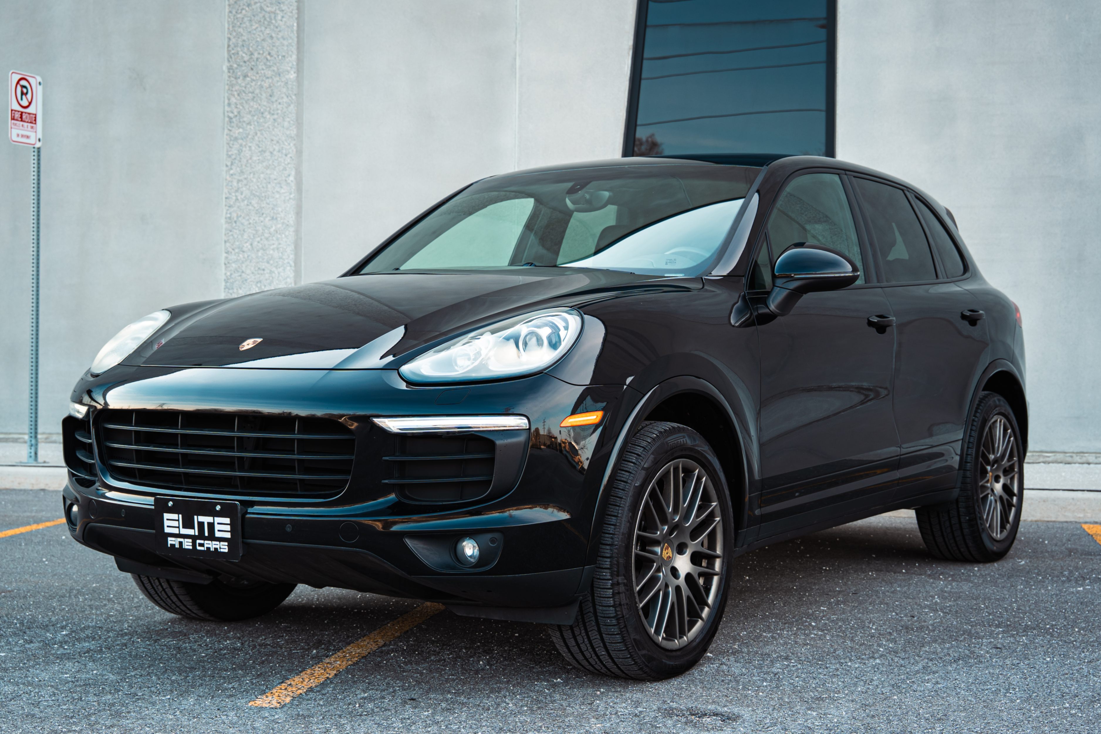 2018 Porsche Cayenne LOW KM'S|NO ACCIDENTS|NAV|HTD SEATS|POWER SEATS|BT