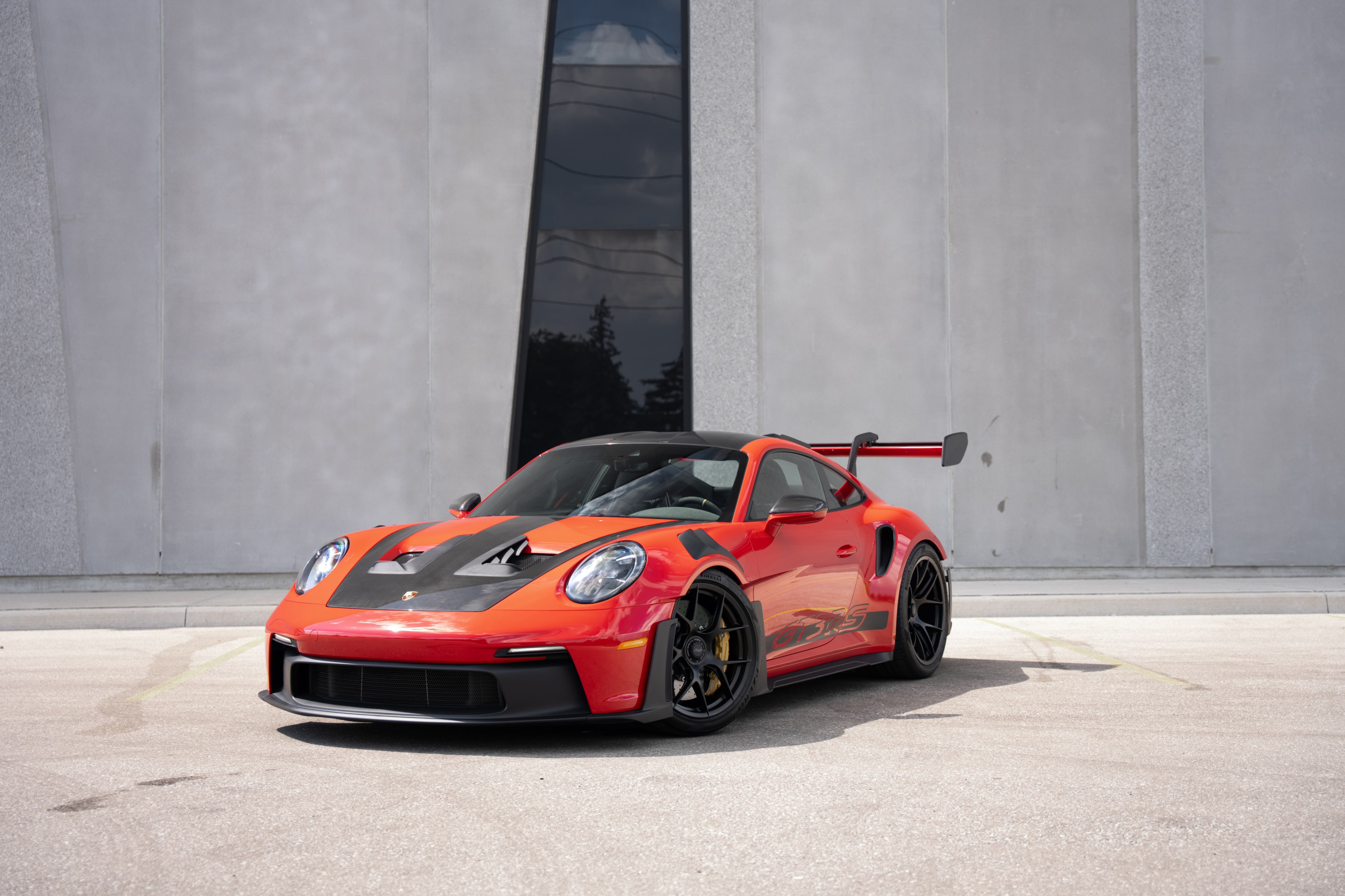 2024 Porsche 911 GT3 RS Coupe WEISSACH PACKAGE|NOSE LIFT|CARBON CERAMICS| CARBON BUCKETS SEATS|