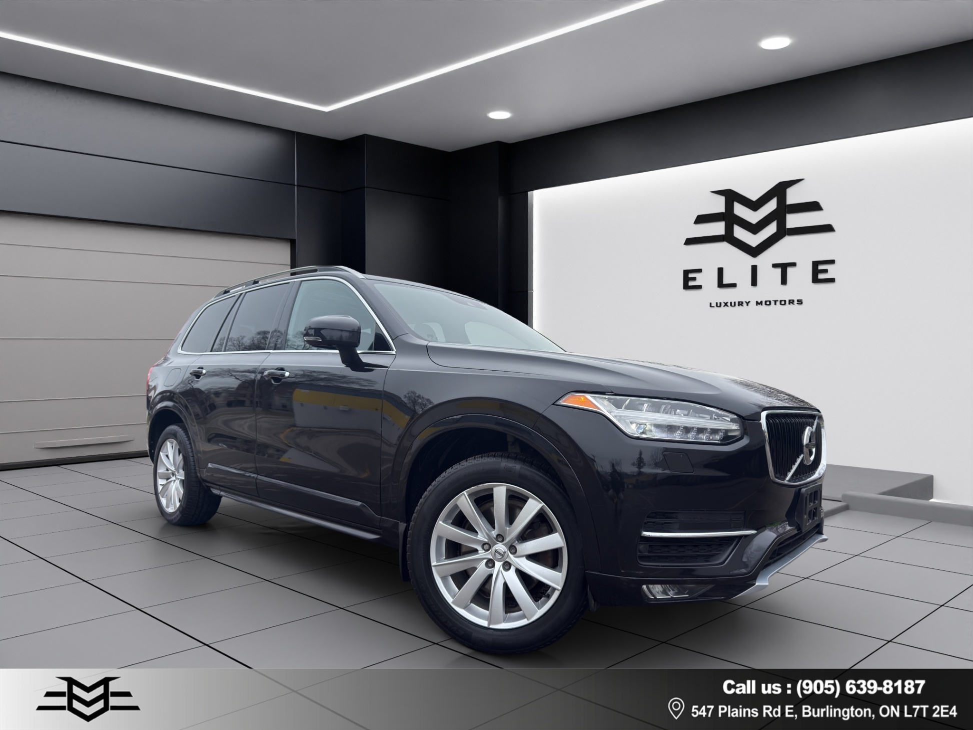 2017 Volvo XC90 T6 Momentum AWD