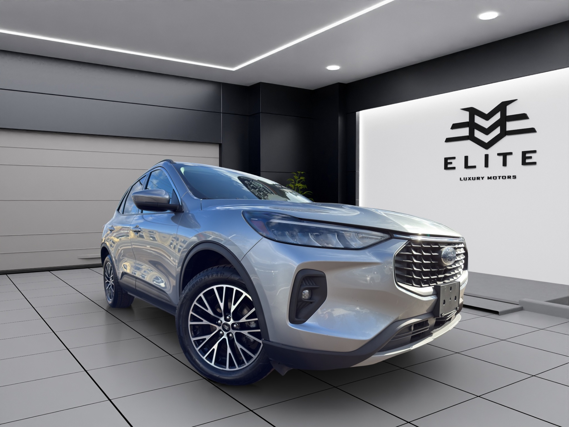 2024 Ford Escape Hybrid Plug-in FWD