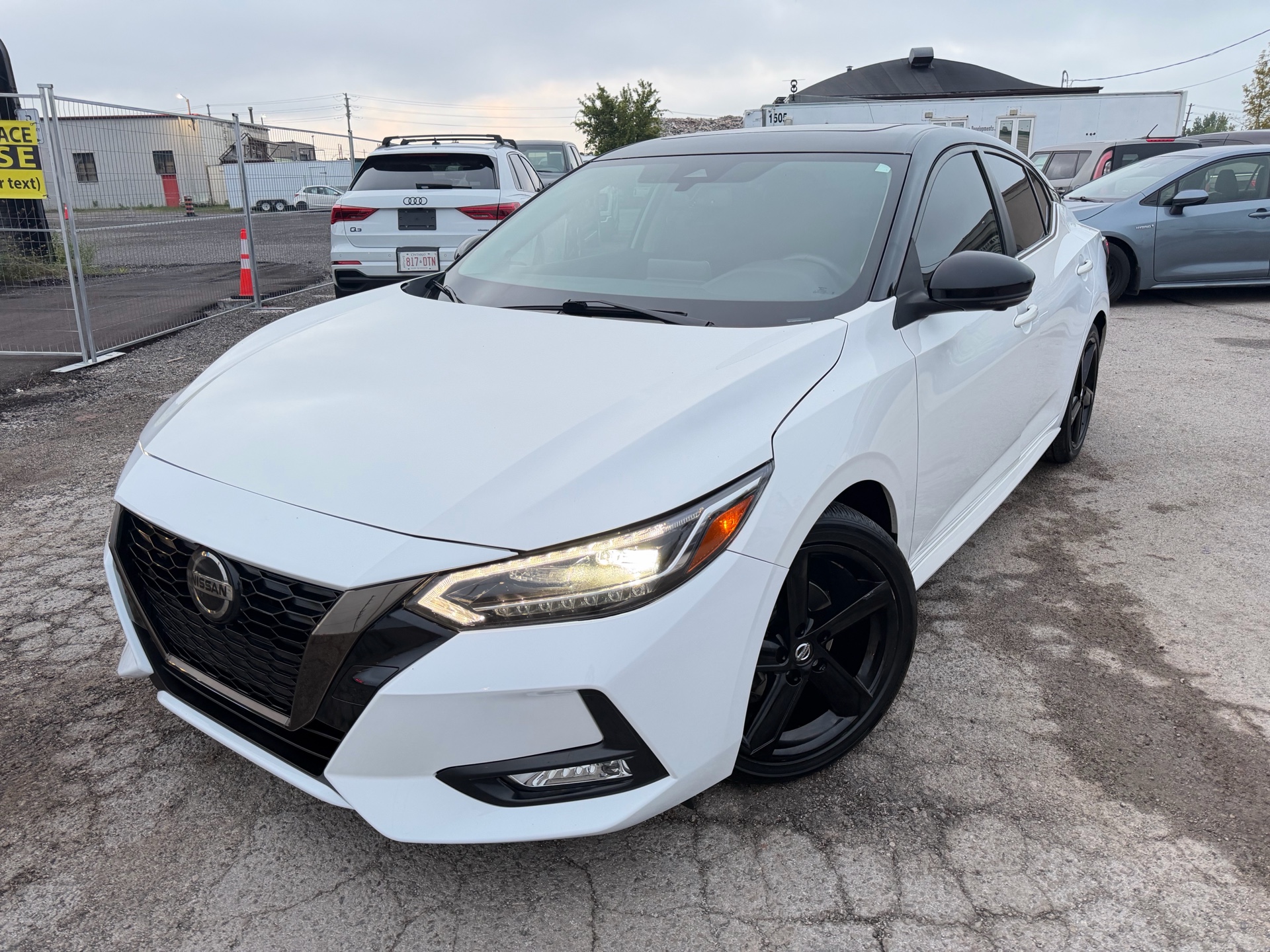 White 2023 Nissan Sentra Sedan Front-Wheel Drive Automatic