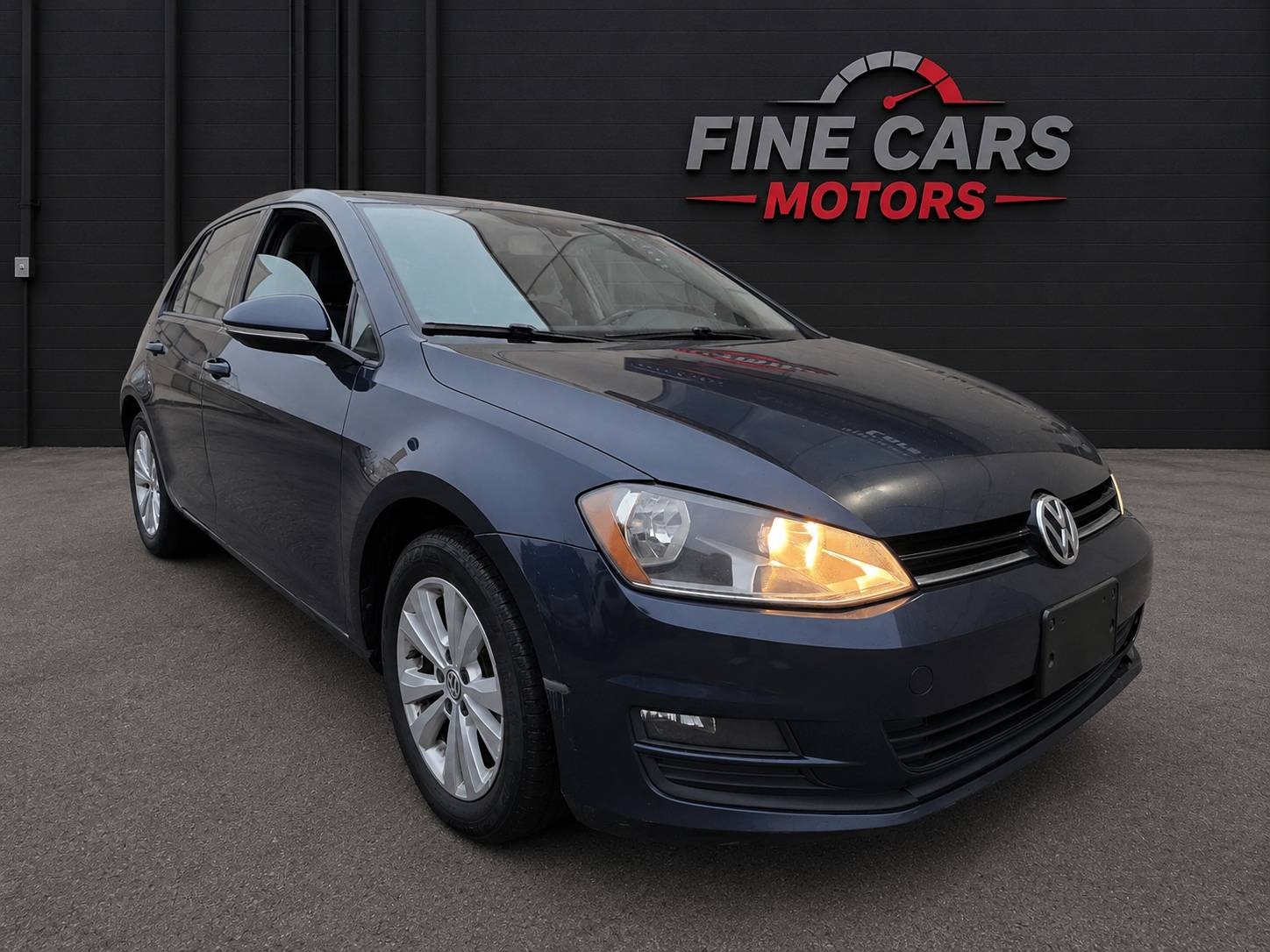 Blue 2016 Volkswagen Golf Hatchback Automatic