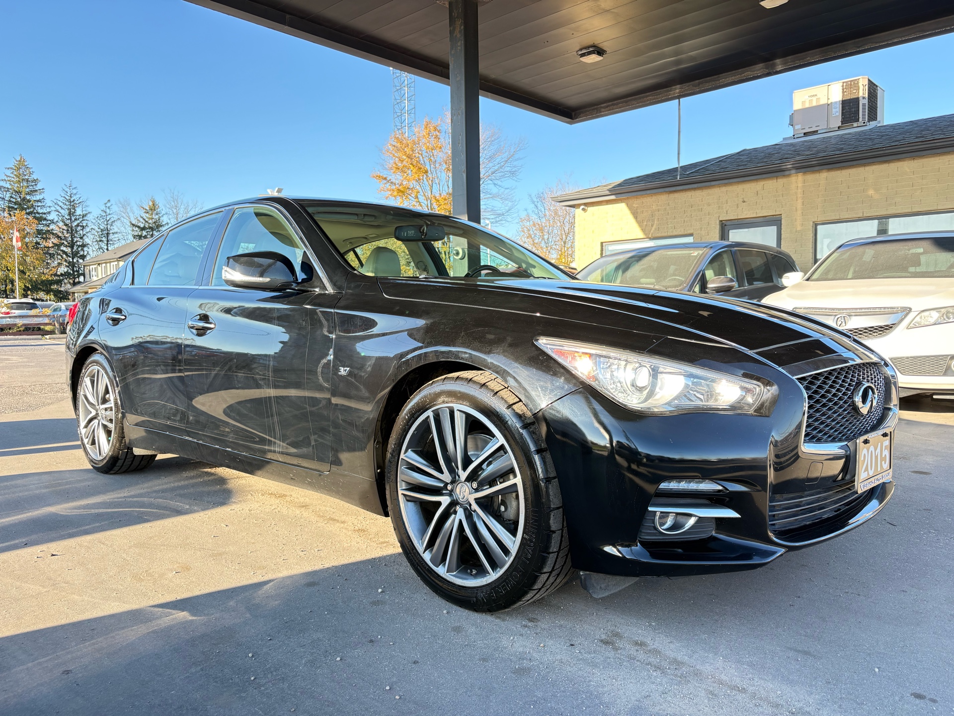 2015 Infiniti Q50