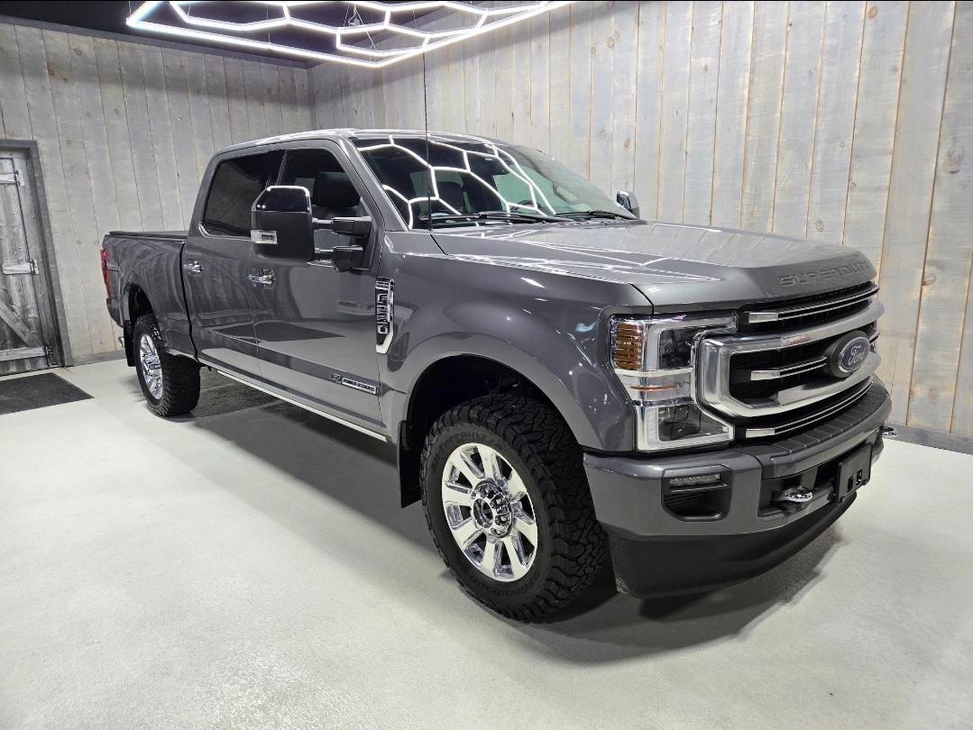 2022 Ford F-250 Super Duty Platinum Crew Cab 4WD