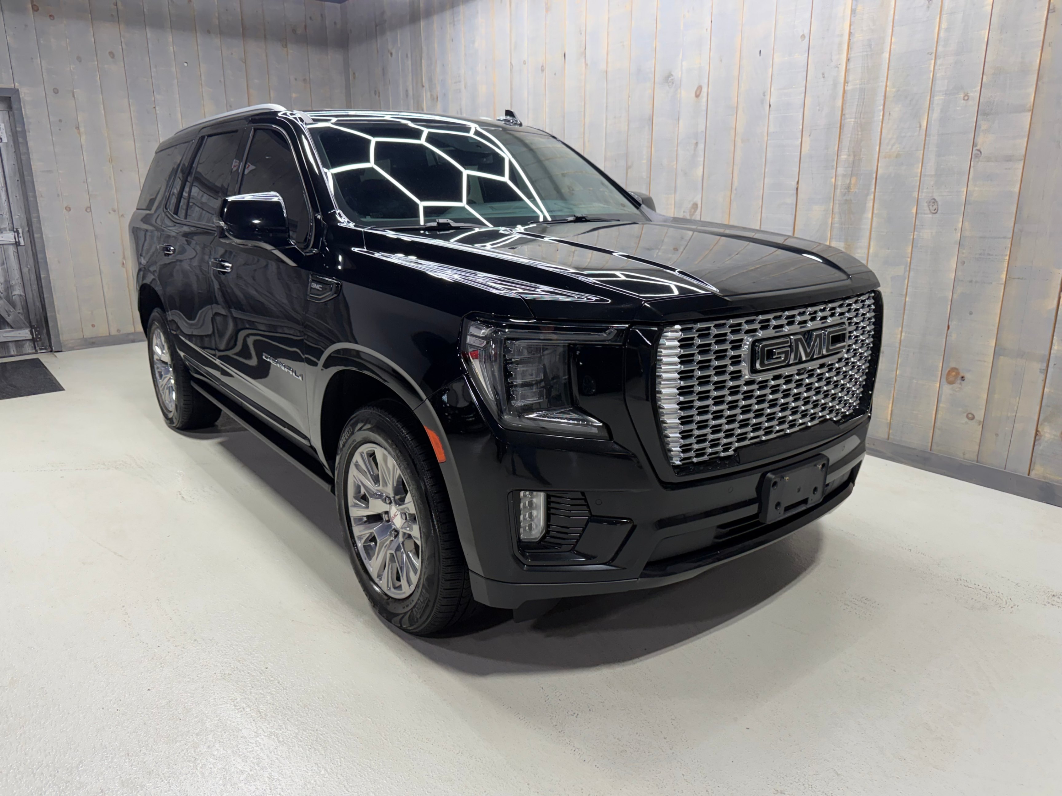 2023 GMC Yukon Denali 4WD