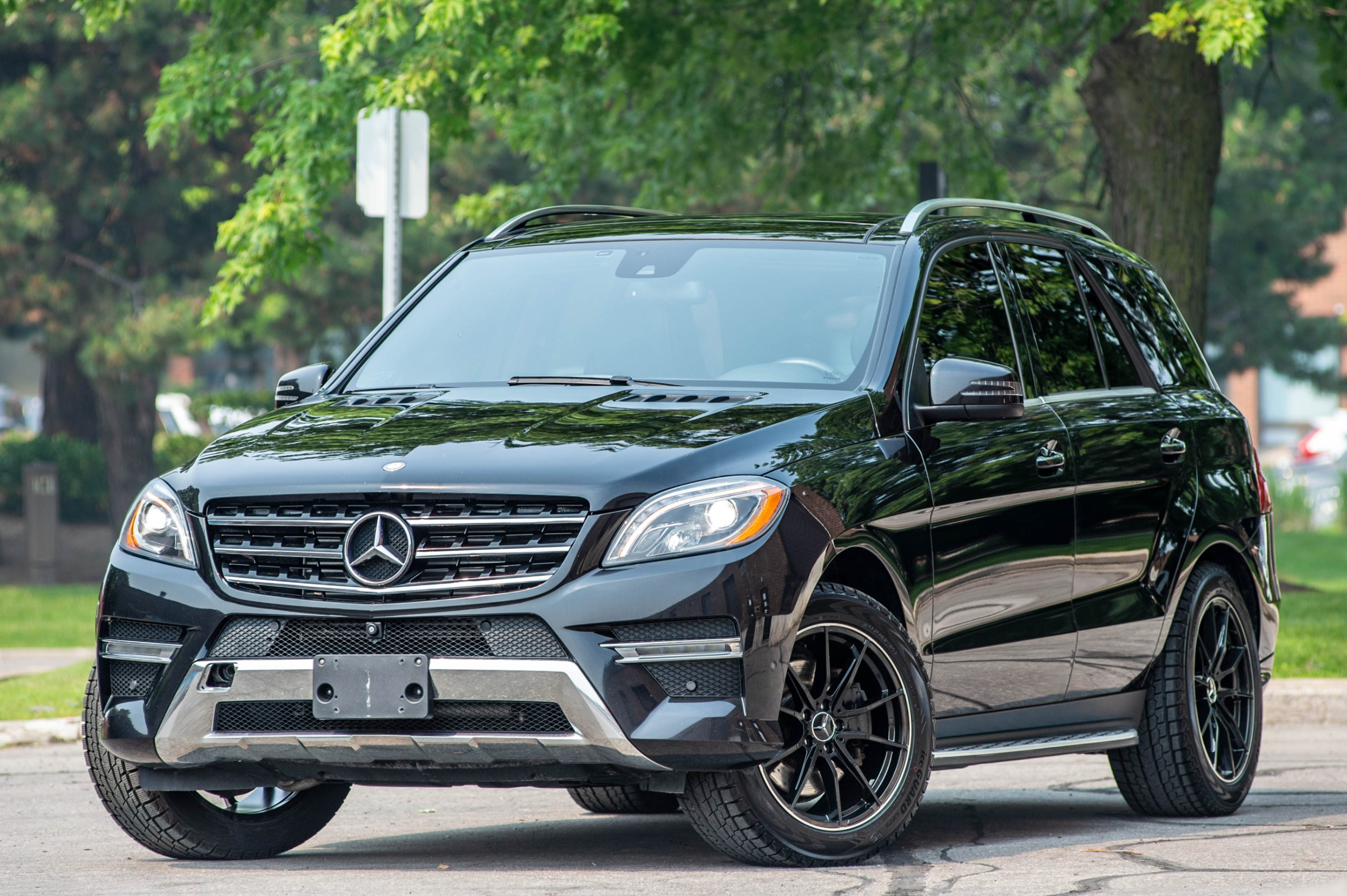 Black 2015 Mercedes-Benz M-Class SUV / Crossover Automatic