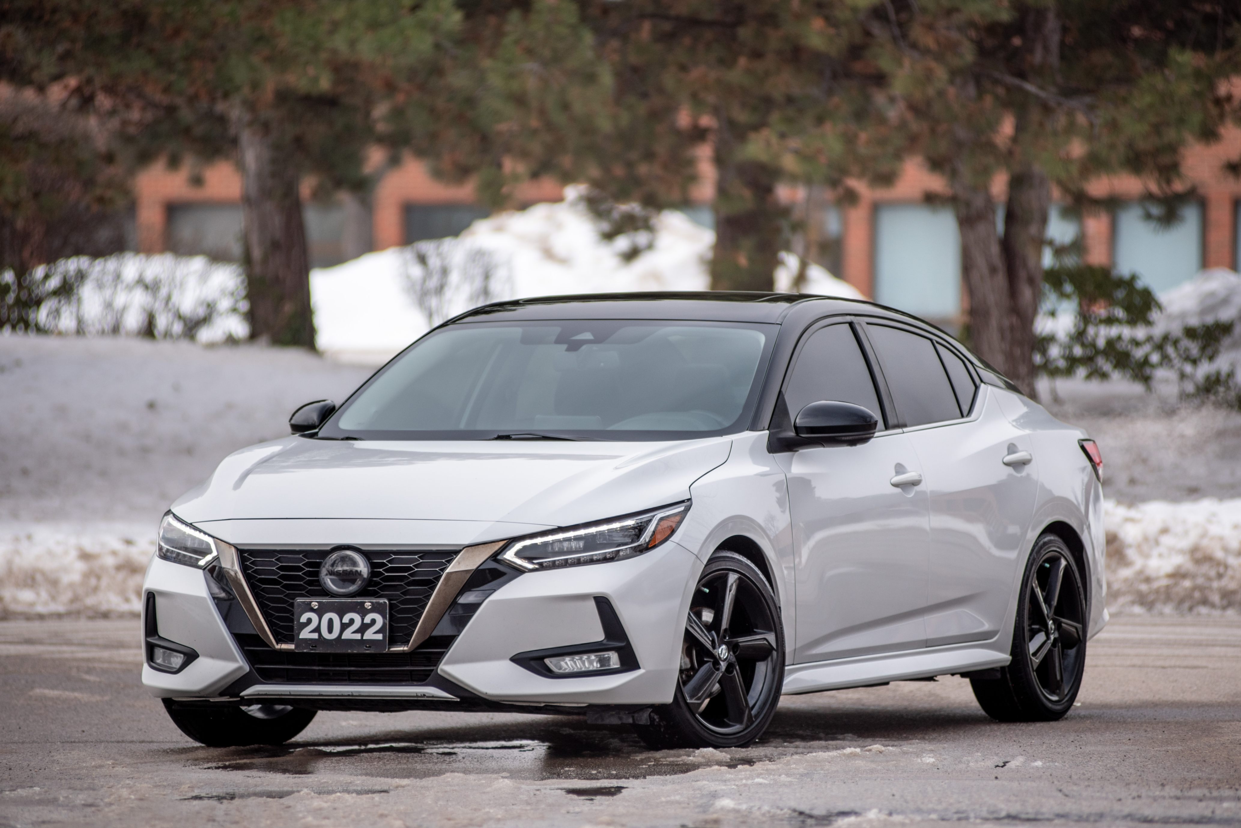 Nissan Sentra SR FWD 2022