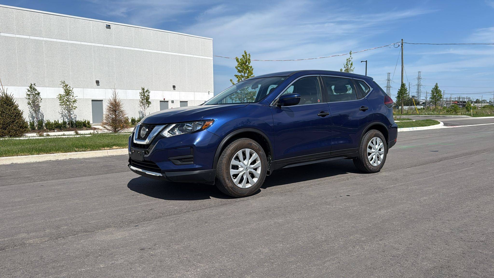 Blue 2019 Nissan Rogue S FWD SUV / Crossover Front-Wheel Drive Automatic