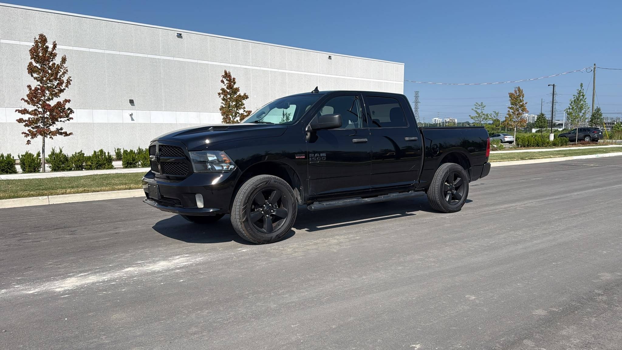 2022 RAM 1500 Classic Express Crew Cab 4WD