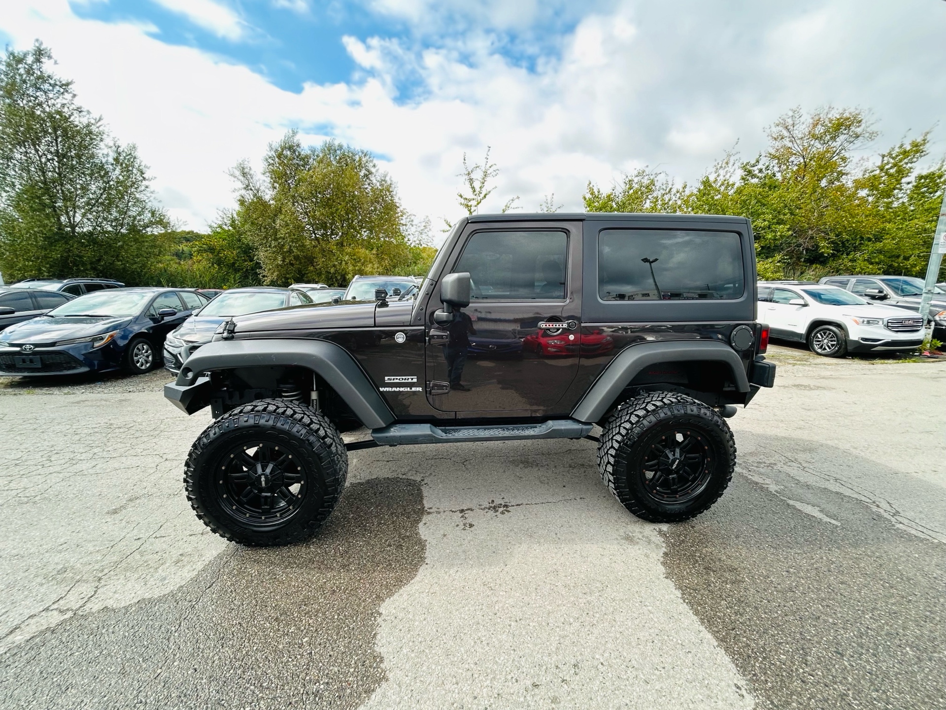 /hakimautosale/2013-Jeep-Wrangler-06617778618353598.jpg