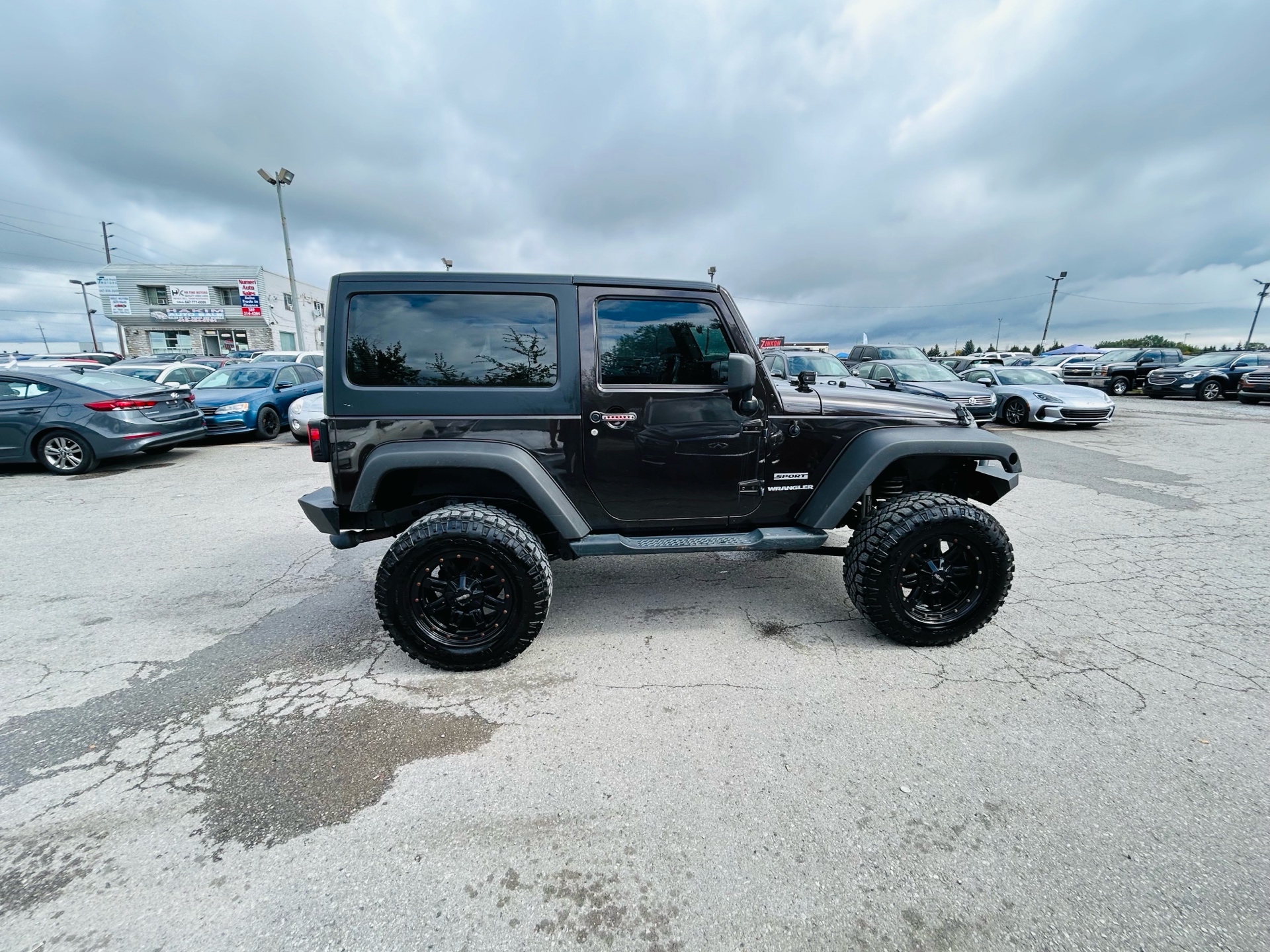 /hakimautosale/2013-Jeep-Wrangler-3208778401545165.jpg