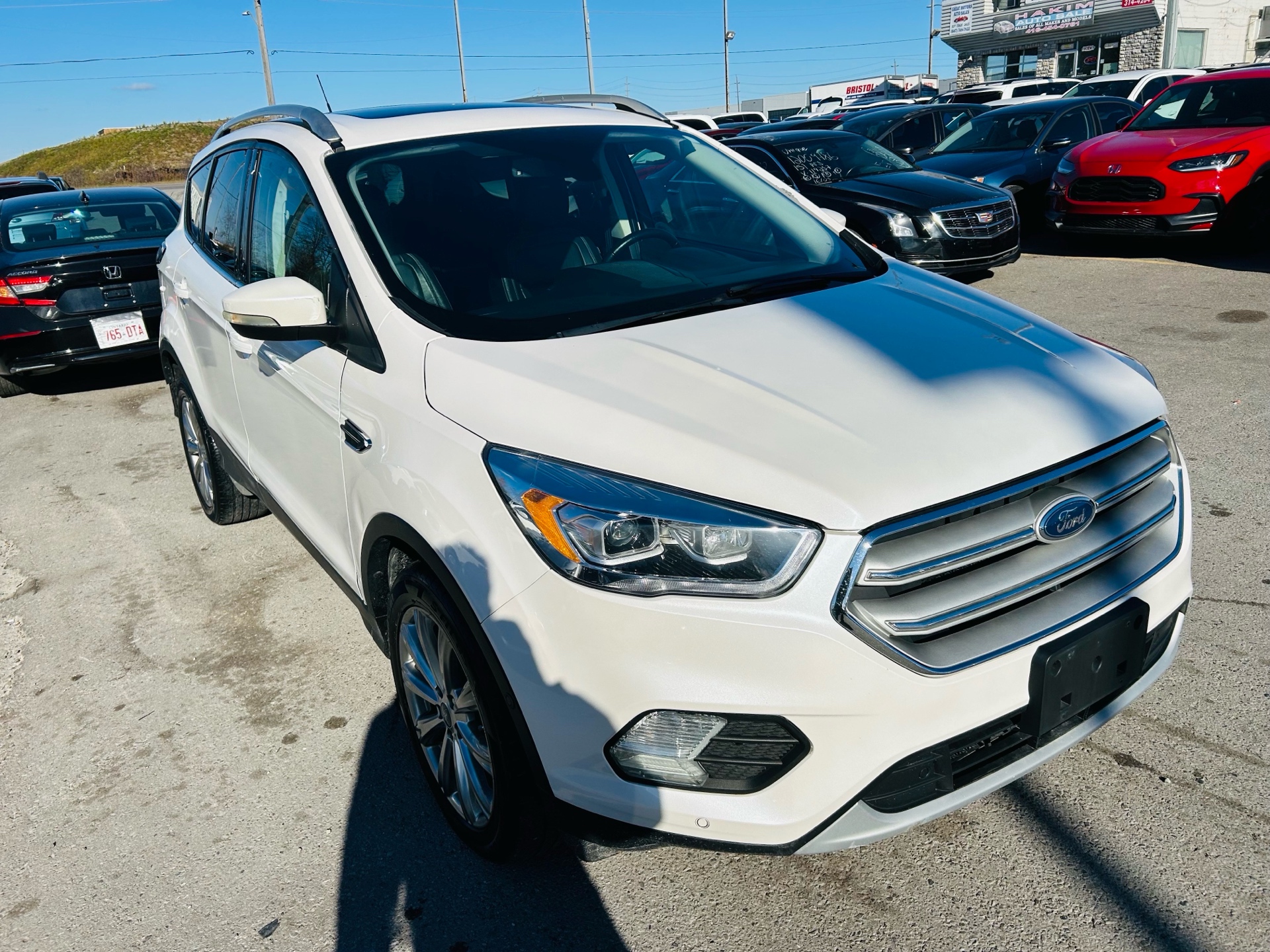 /hakimautosale/2018-Ford-Escape-2231282188983319.jpg