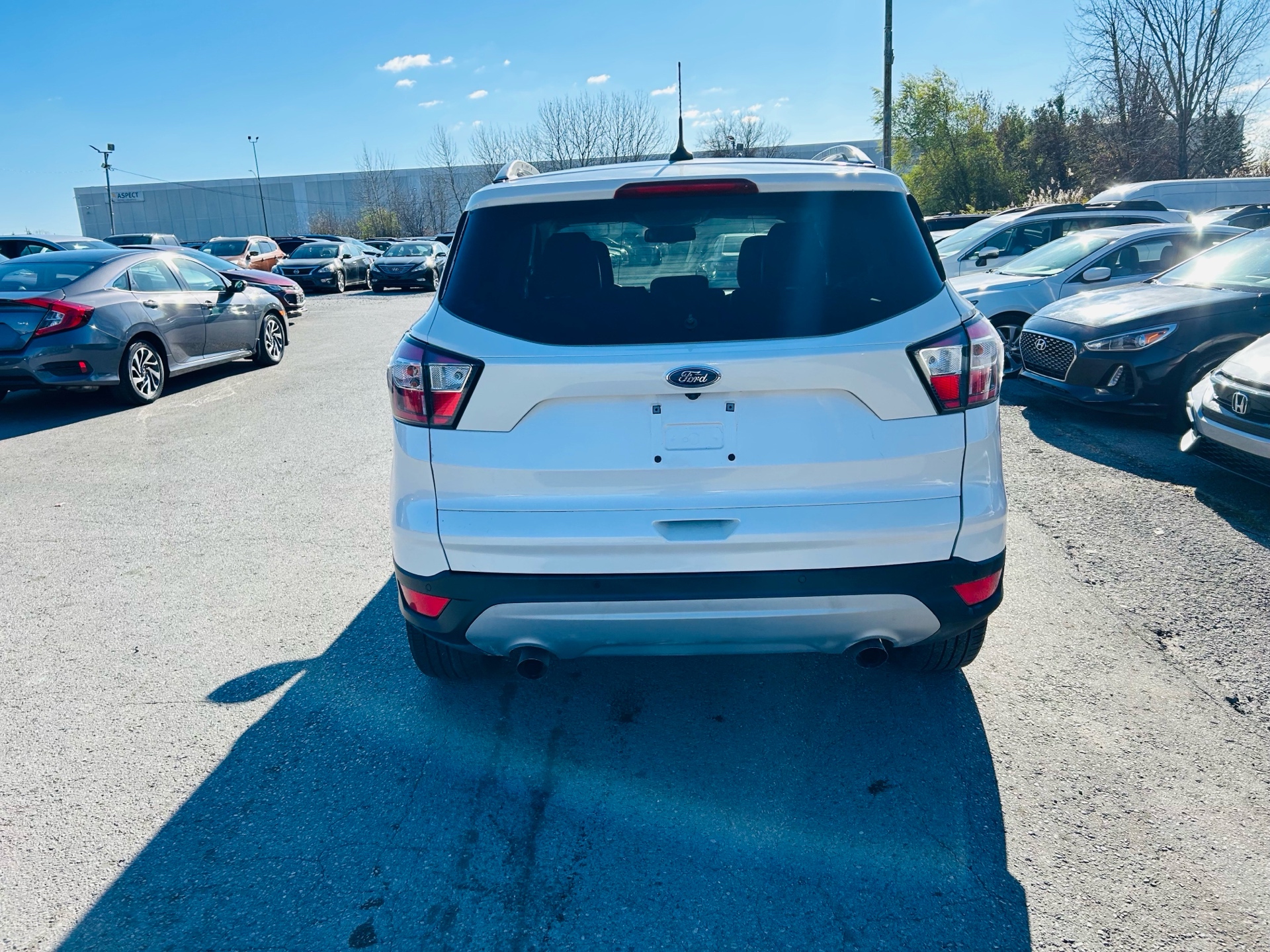 /hakimautosale/2018-Ford-Escape-3051333913000951.jpg