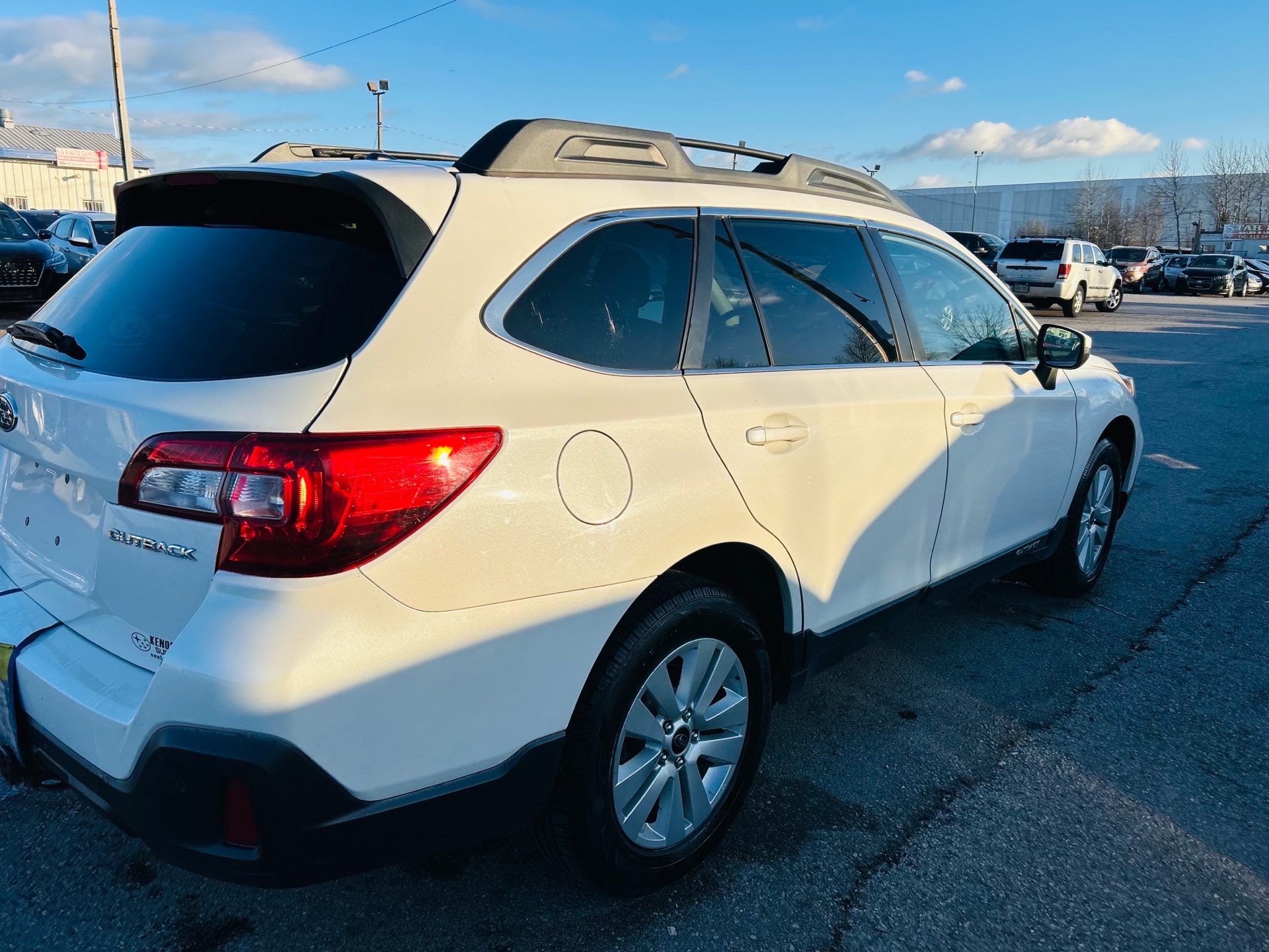 /hakimautosale/2018-Subaru-Outback-32673616030642183.jpg