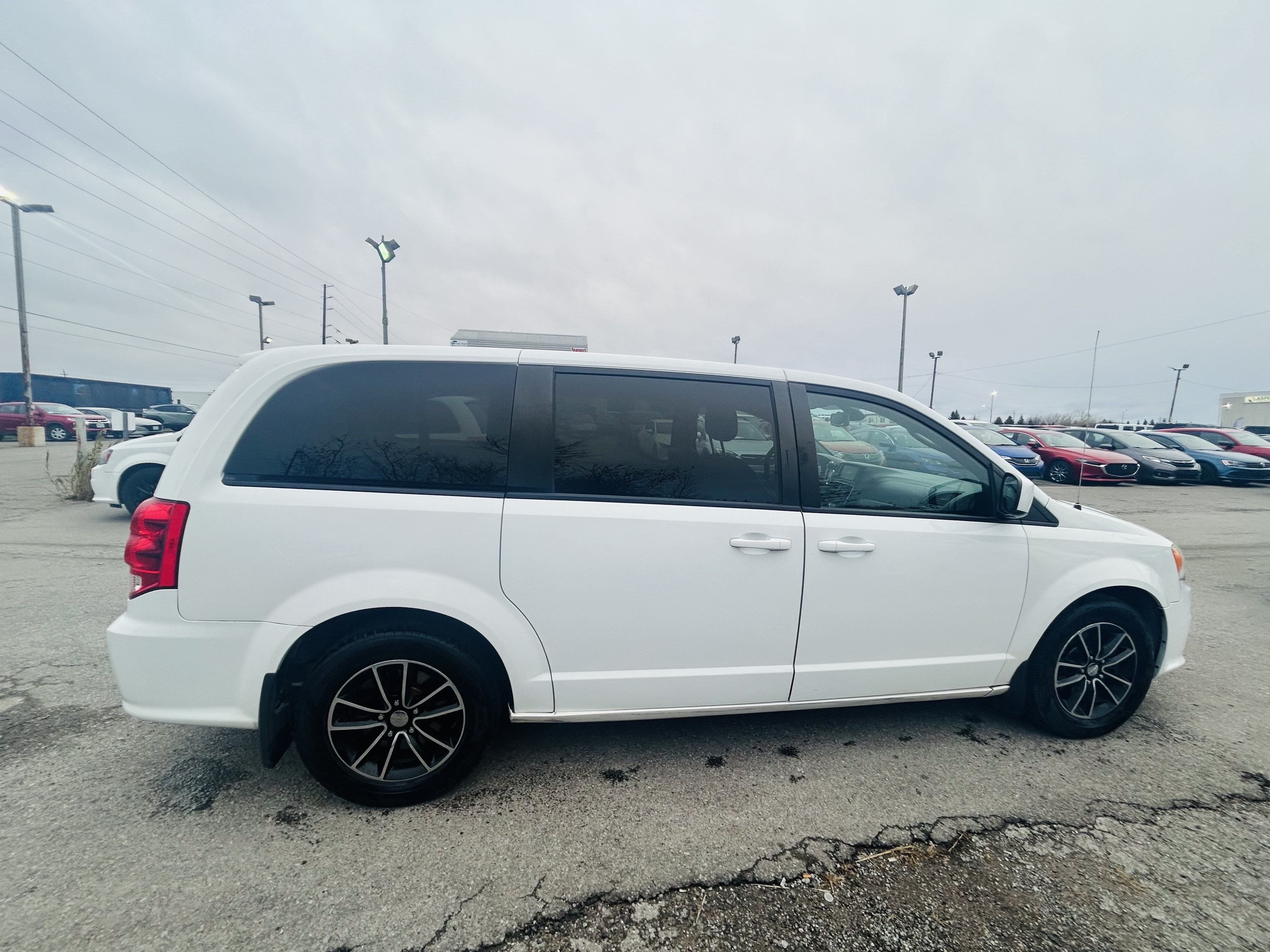 /hakimautosale/2019-Dodge-GrandCaravan-05958560558983428.jpg