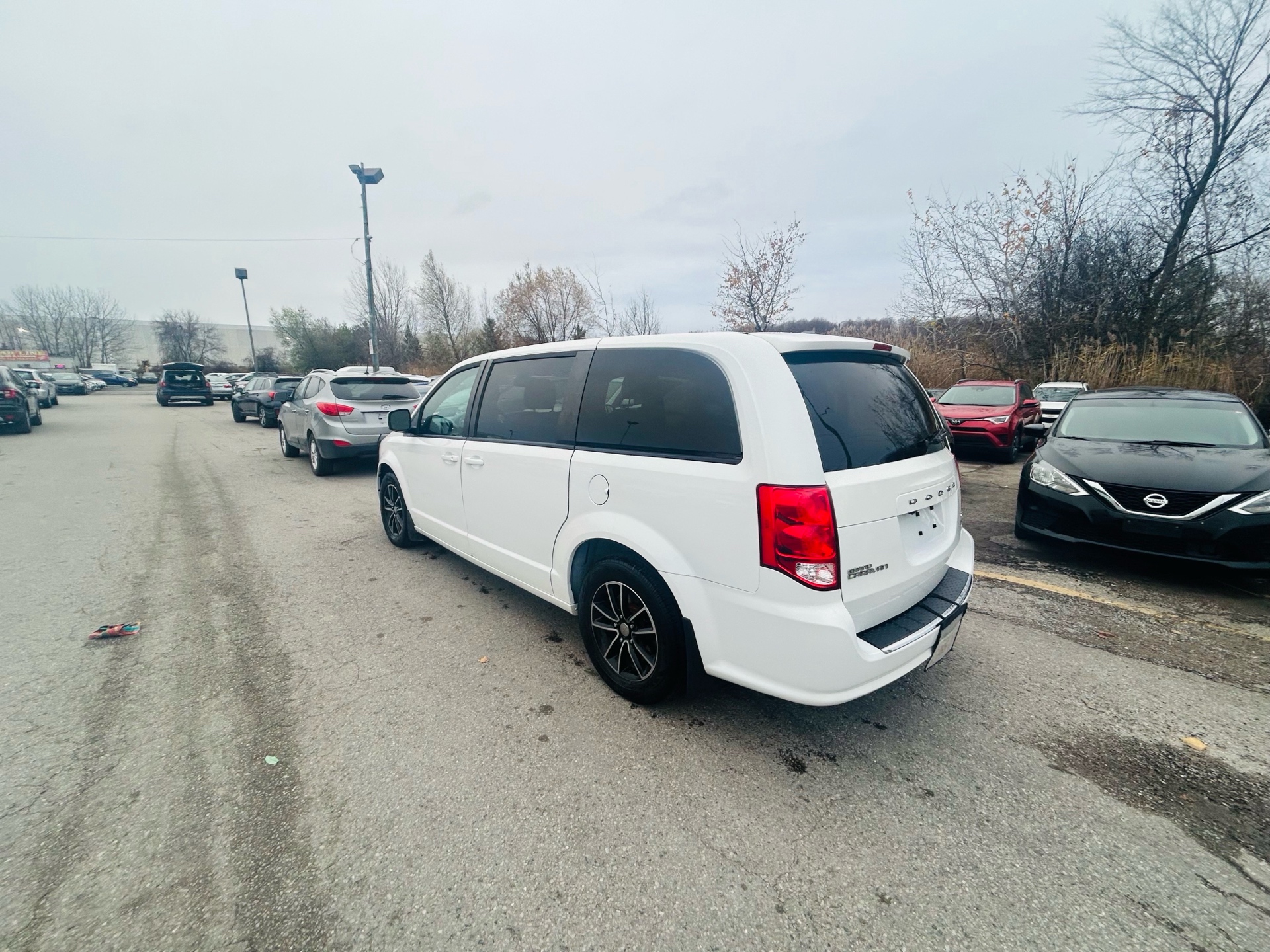 /hakimautosale/2019-Dodge-GrandCaravan-14135761620361809.jpg