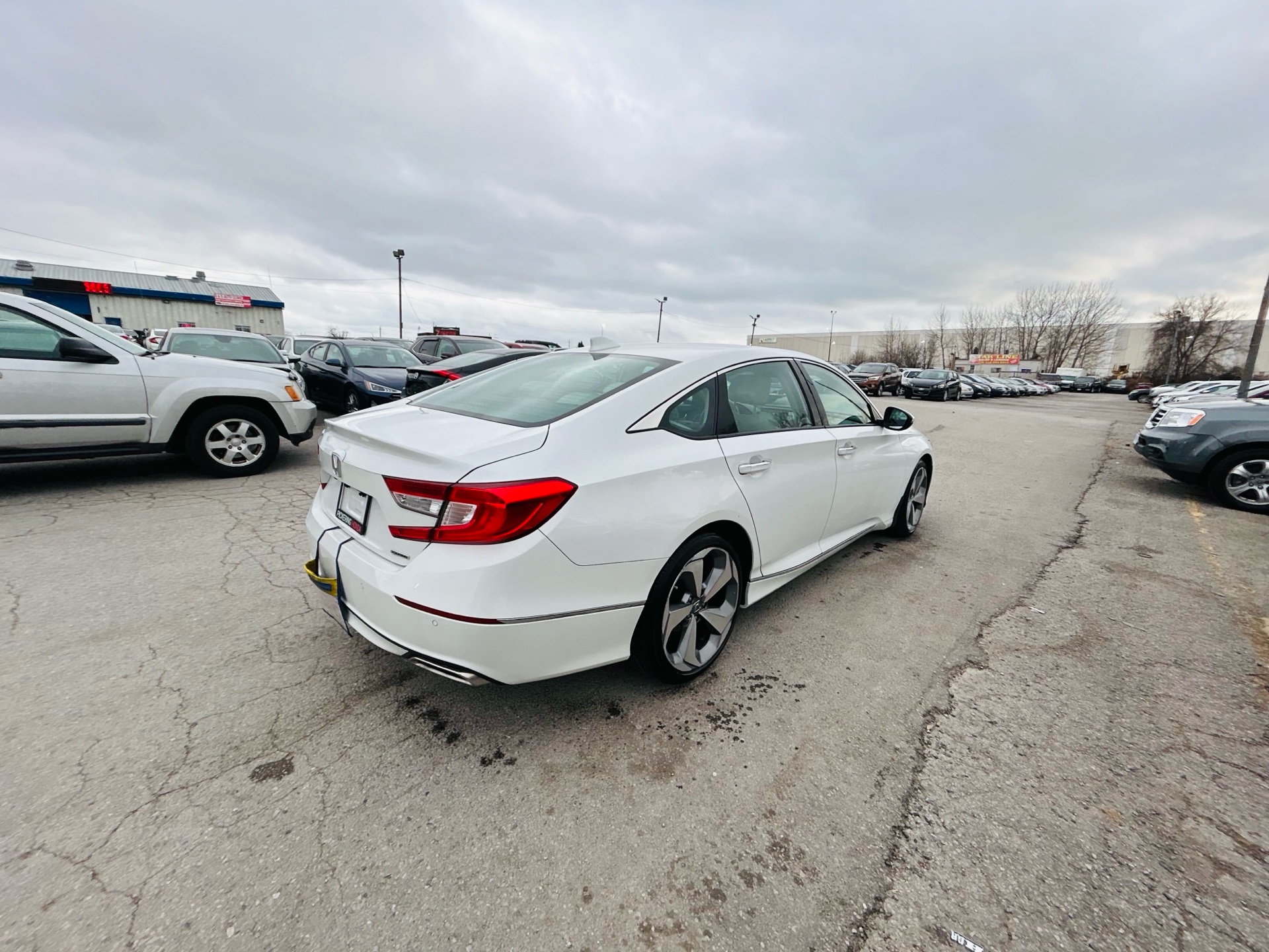 /hakimautosale/2019-Honda-Accord-002744134383070973.jpg