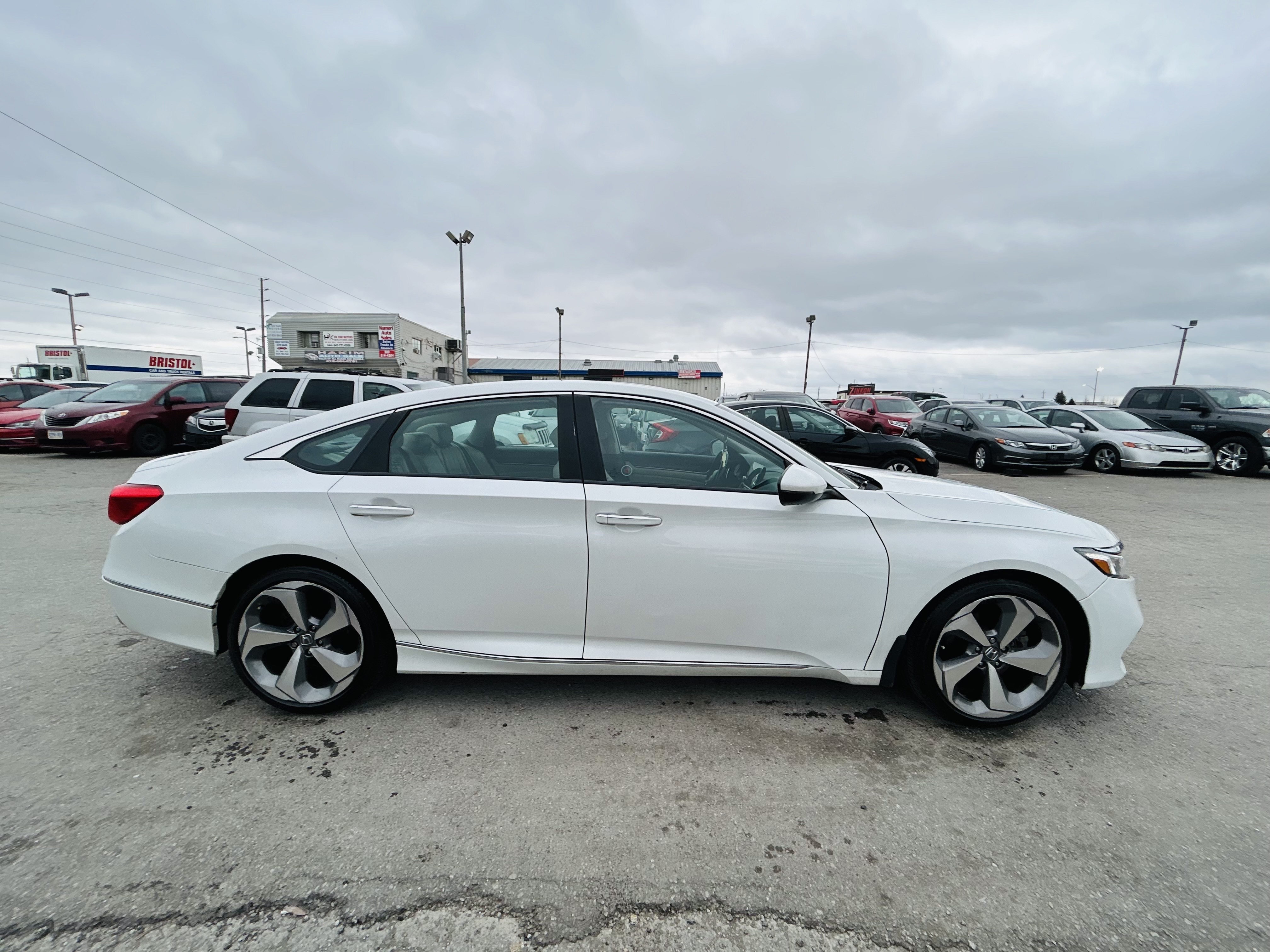/hakimautosale/2019-Honda-Accord-6907878163106274.jpg