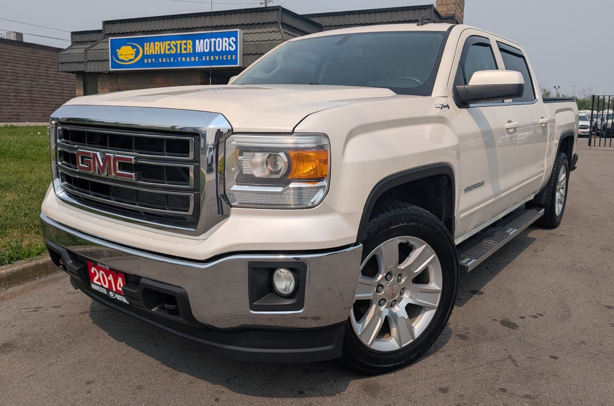 White 2014 GMC Sierra 1500 Pickup Truck Four-Wheel Drive Automatic
