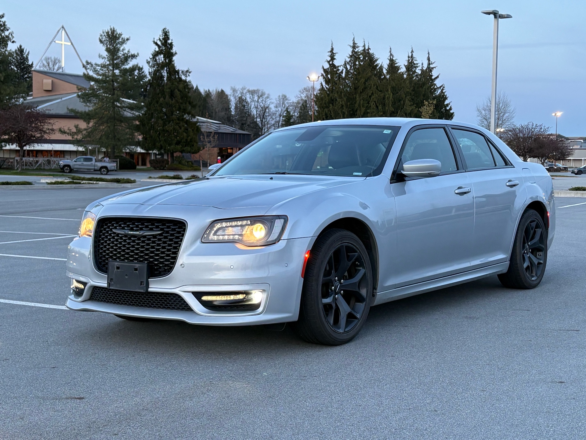 2022 Chrysler 300 Touring L RWD