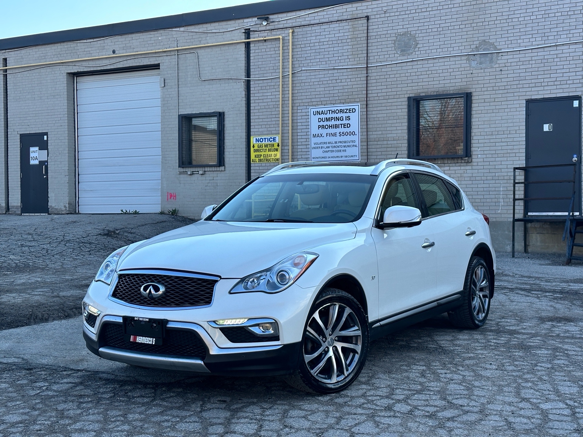 2016 INFINITI QX50 AWD