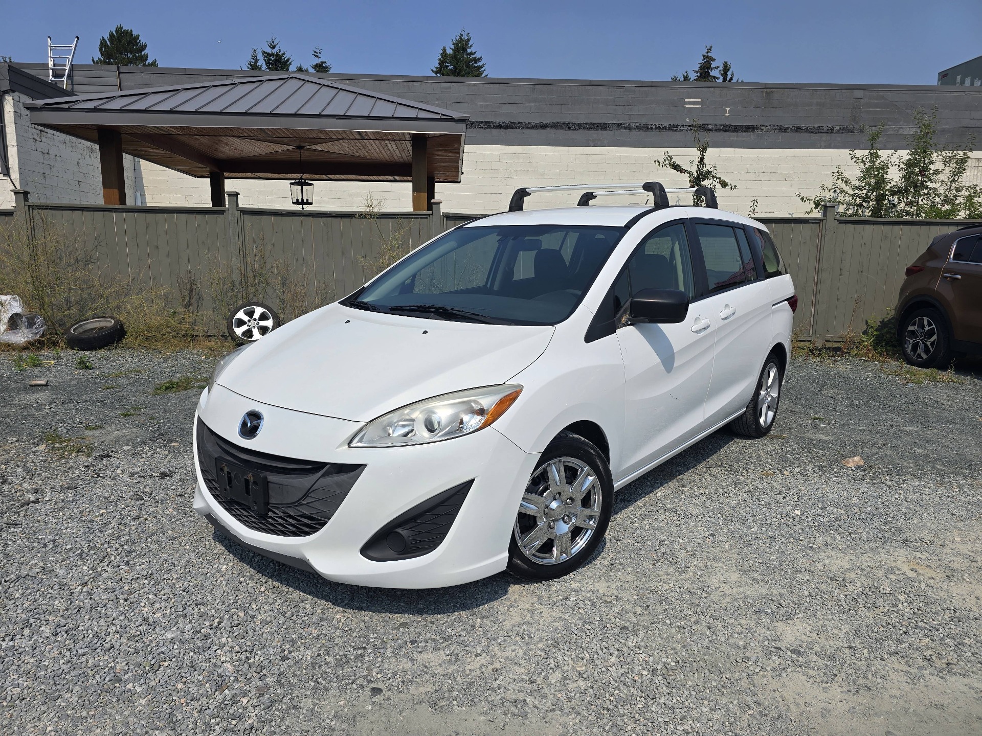 White 2012 Mazda MAZDA5 Minivan Manual