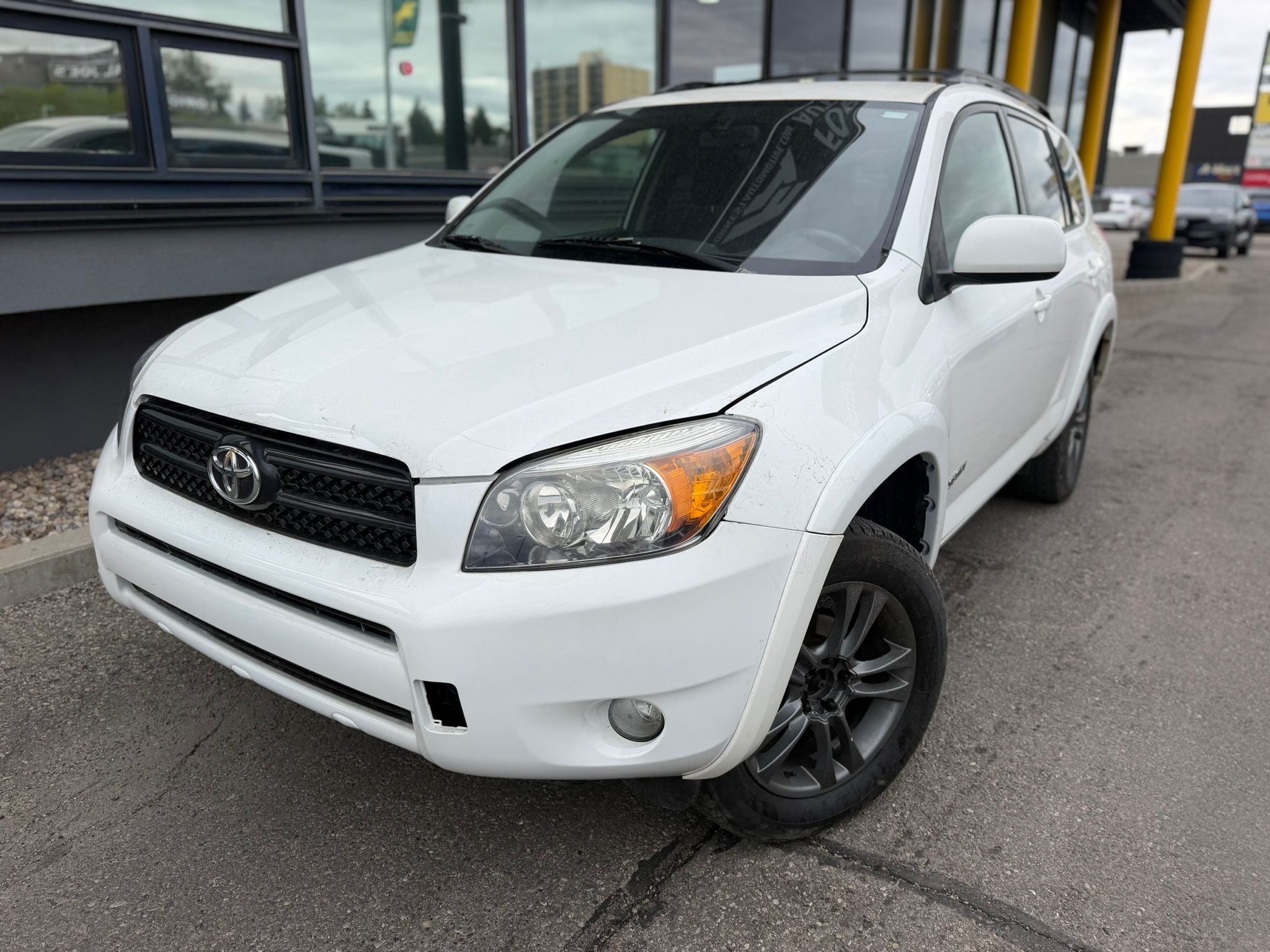 White 2008 Toyota RAV4 SUV / Crossover Four-Wheel Drive Automatic