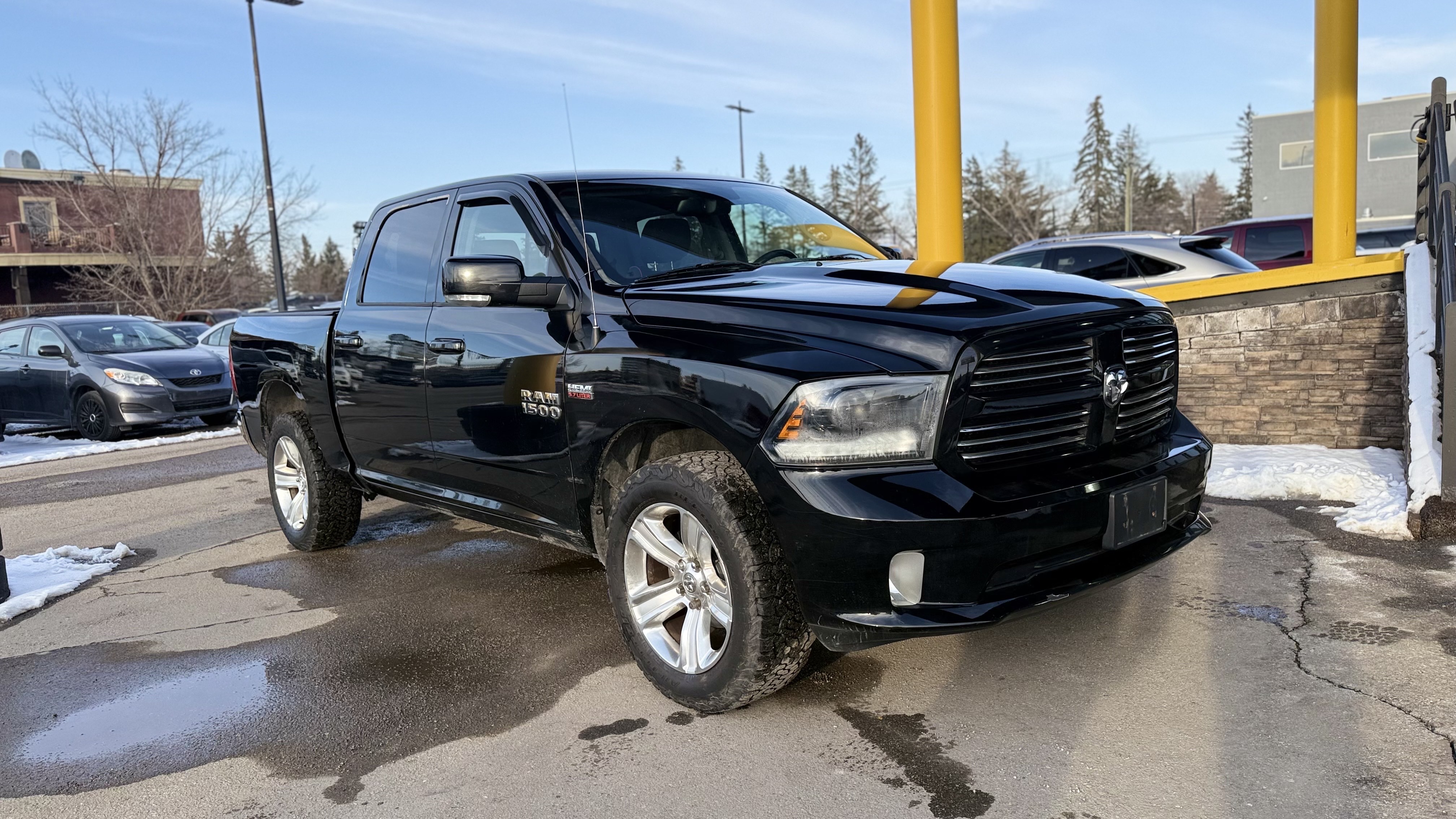 2015 RAM 1500 Sport Crew Cab 4WD