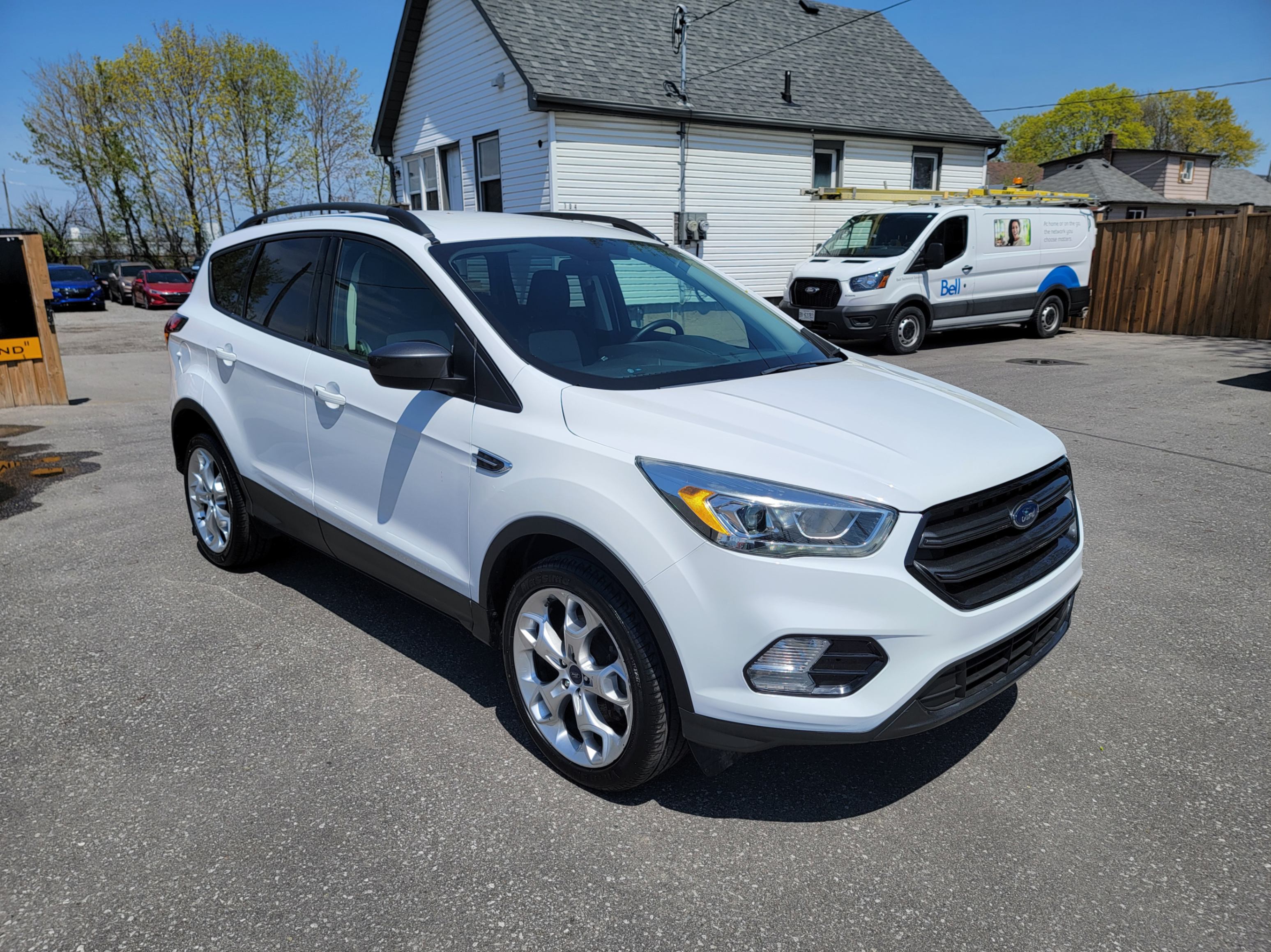 /hunsbroauto/2019-Ford-Escape-9269892948521852.jpg