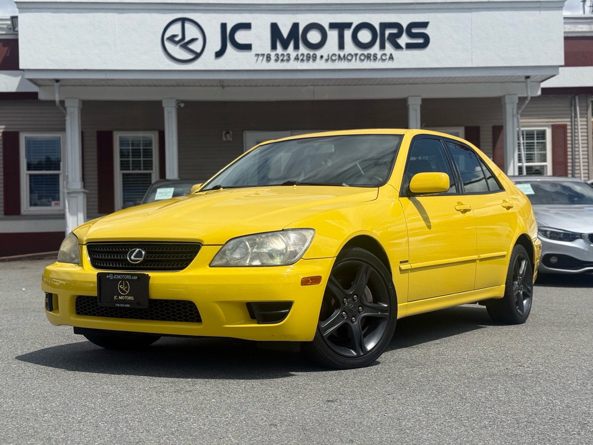 Yellow 2003 Lexus IS Sedan Rear-Wheel Drive Automatic
