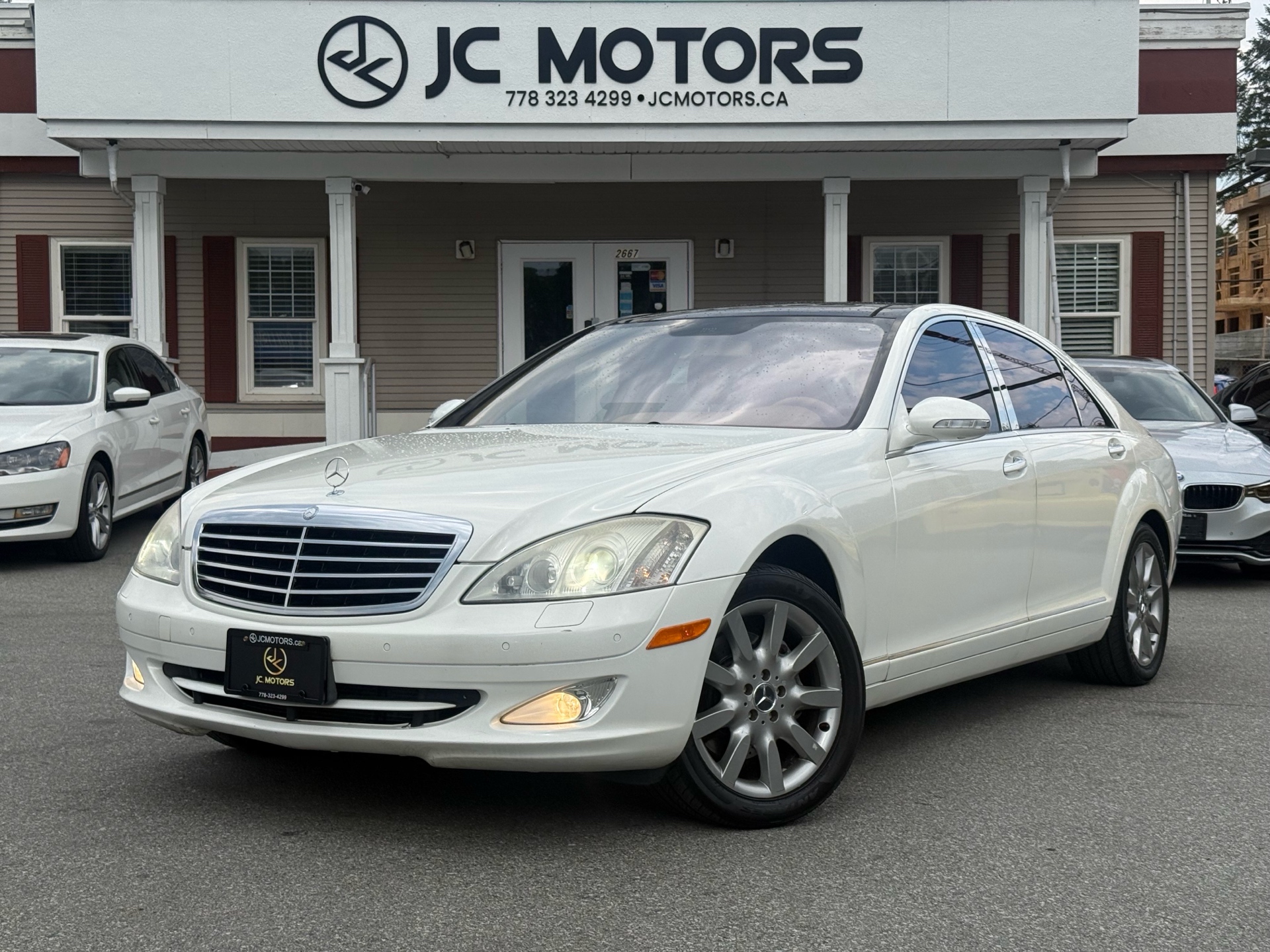 White 2007 Mercedes-Benz S-Class Sedan Rear-Wheel Drive Automatic