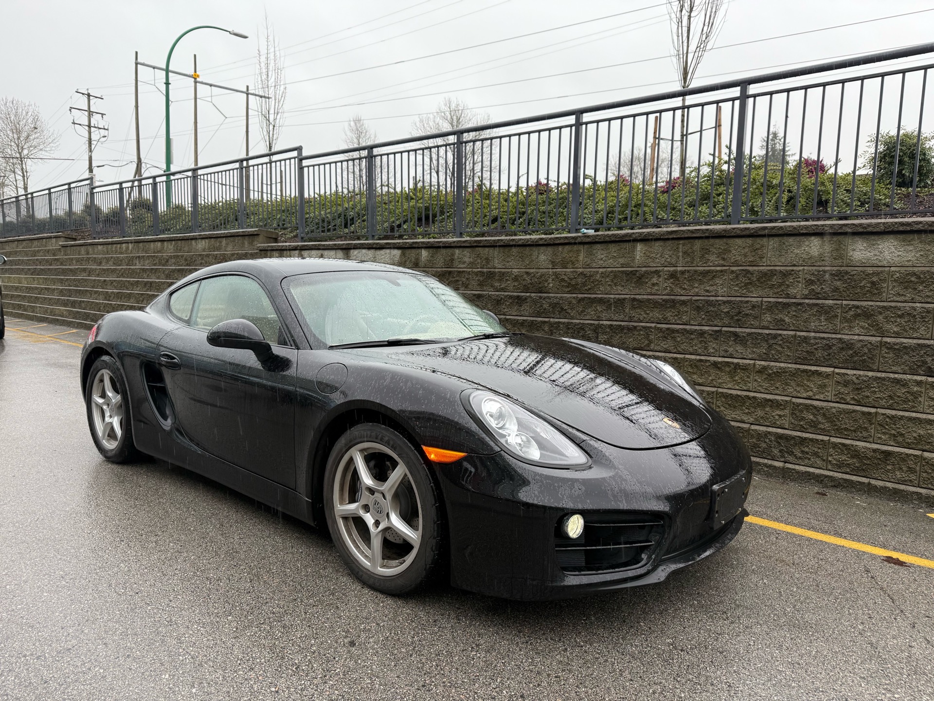 Black 2014 Porsche Cayman Base Coupe Rear-Wheel Drive 6-Speed Manual