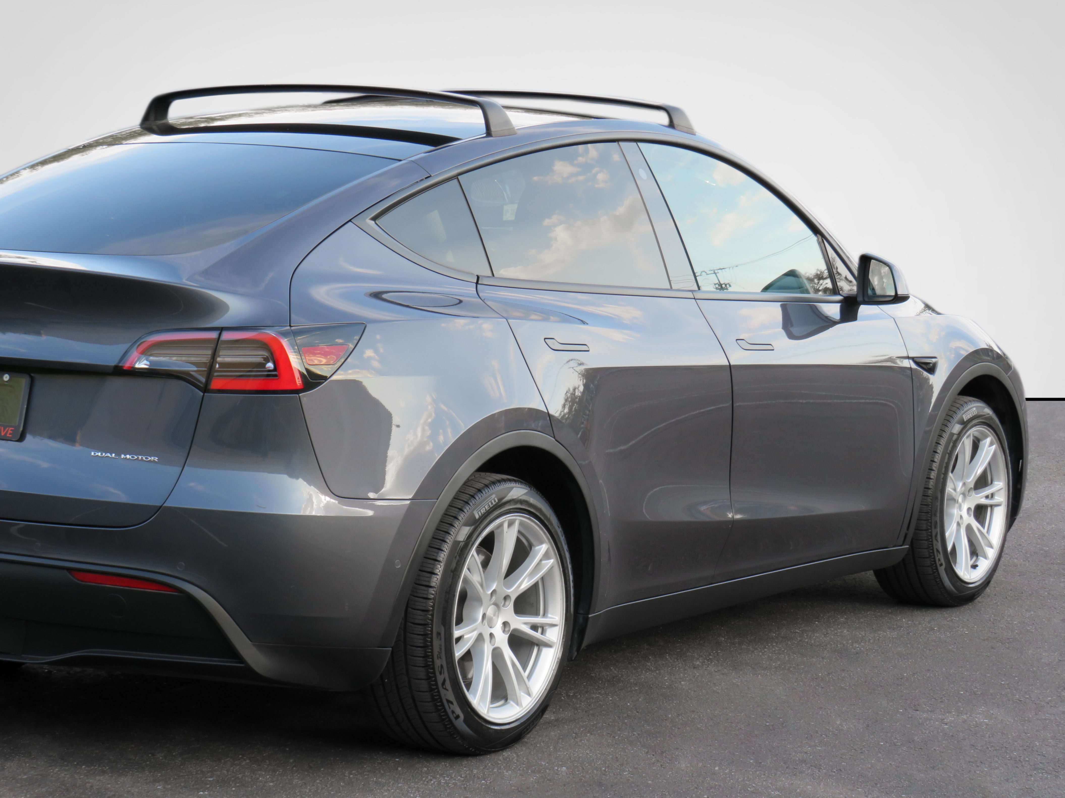 /laautomotive/2021-Tesla-ModelY-8871214530002458.jpg