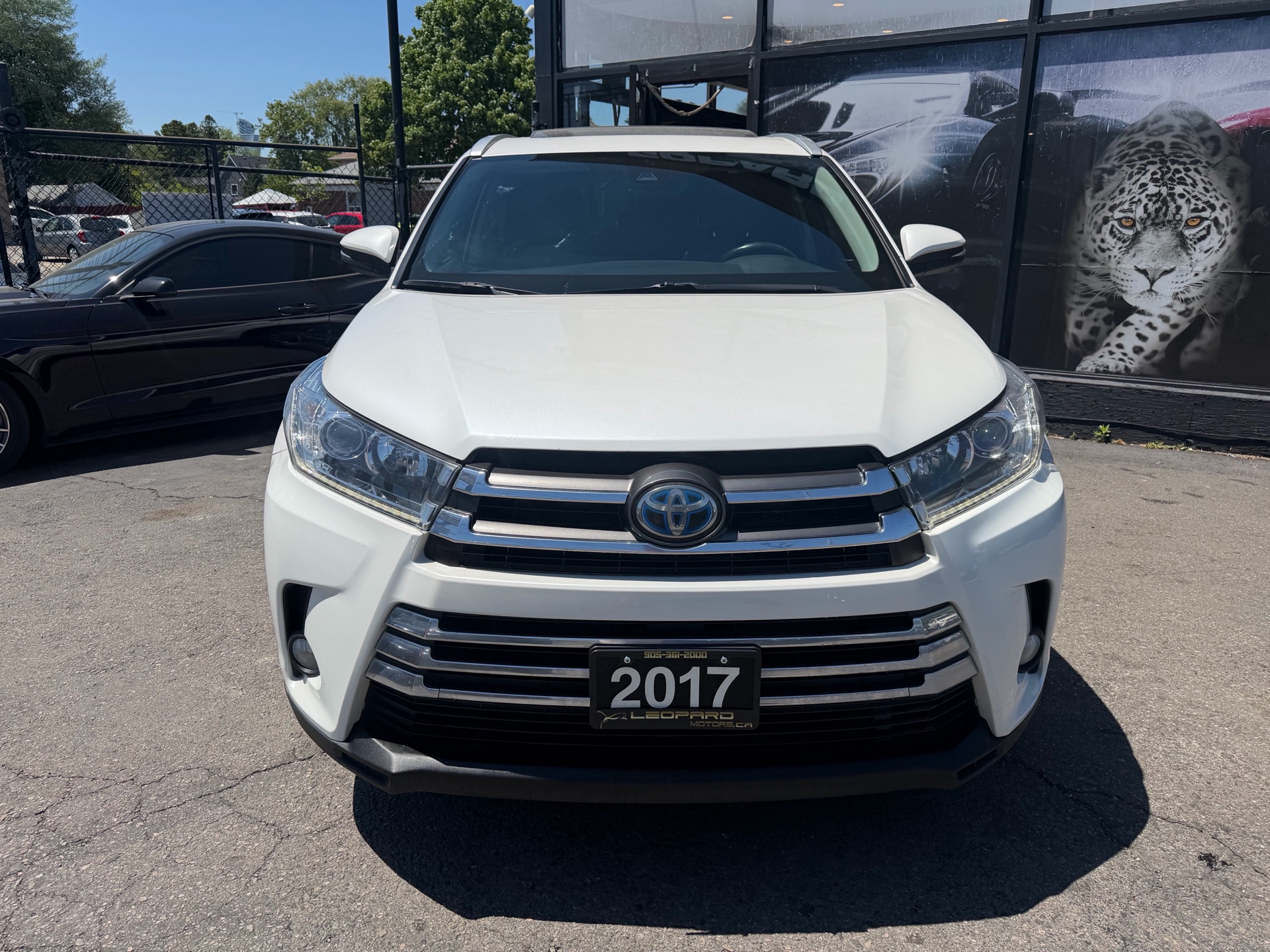 White 2017 Toyota Highlander Hybrid XLE SUV / Crossover All-Wheel Drive Automatic