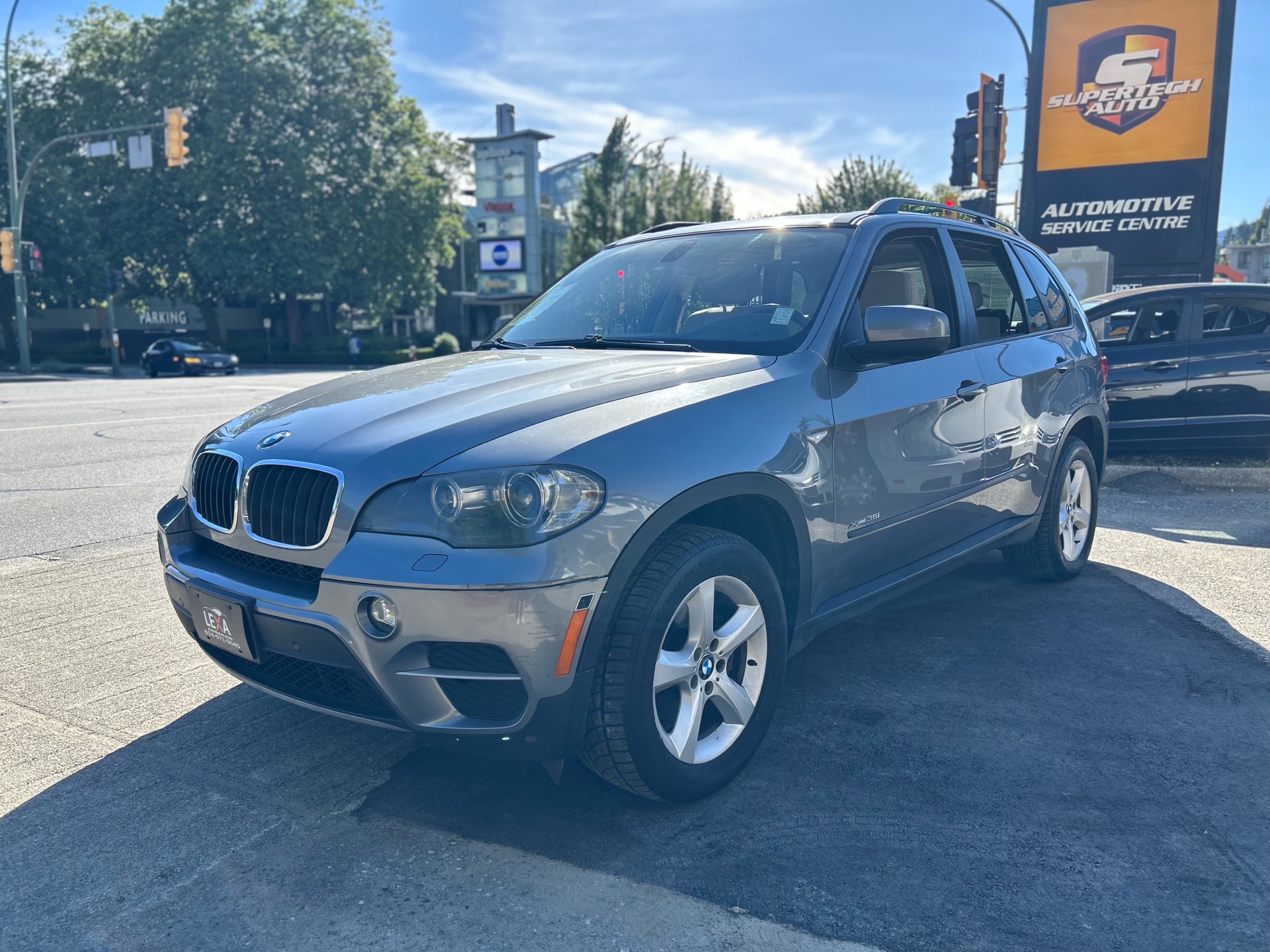 Gray 2011 BMW X5 xDrive35i AWD SUV / Crossover All-Wheel Drive Automatic
