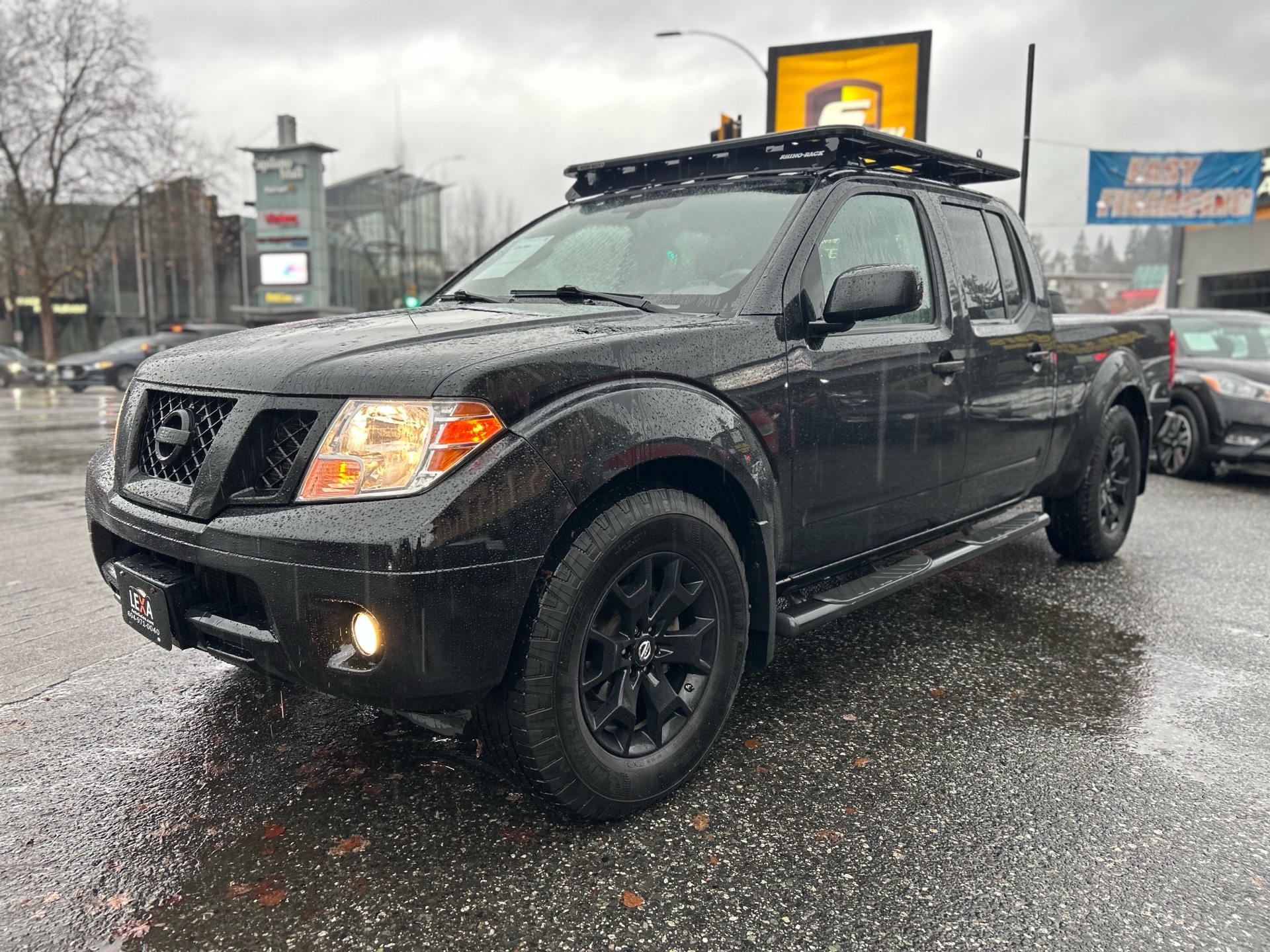 Nissan Frontier SV V6 Crew Cab 4WD