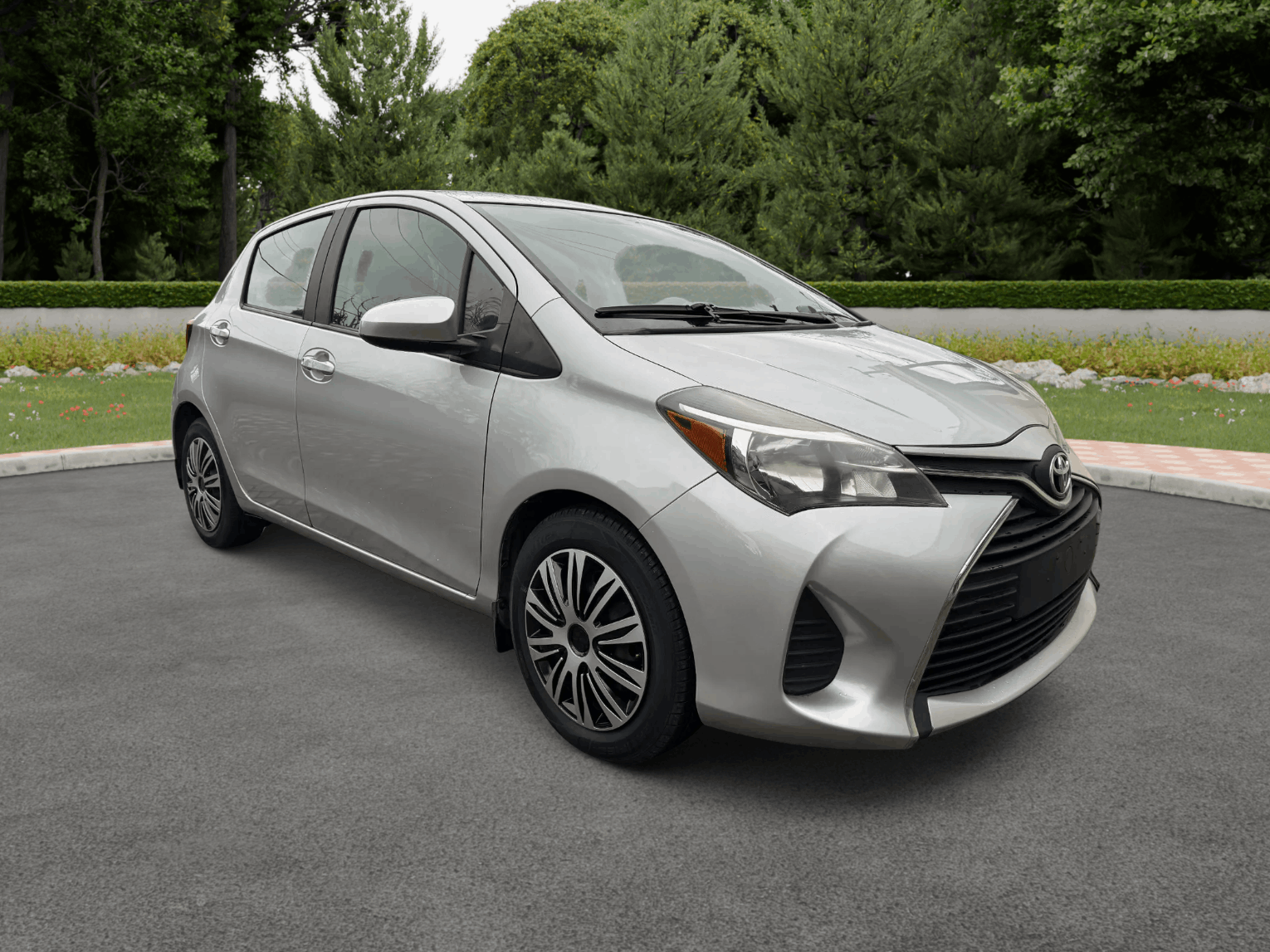 2016 Toyota Yaris LE 2dr Hatchback
