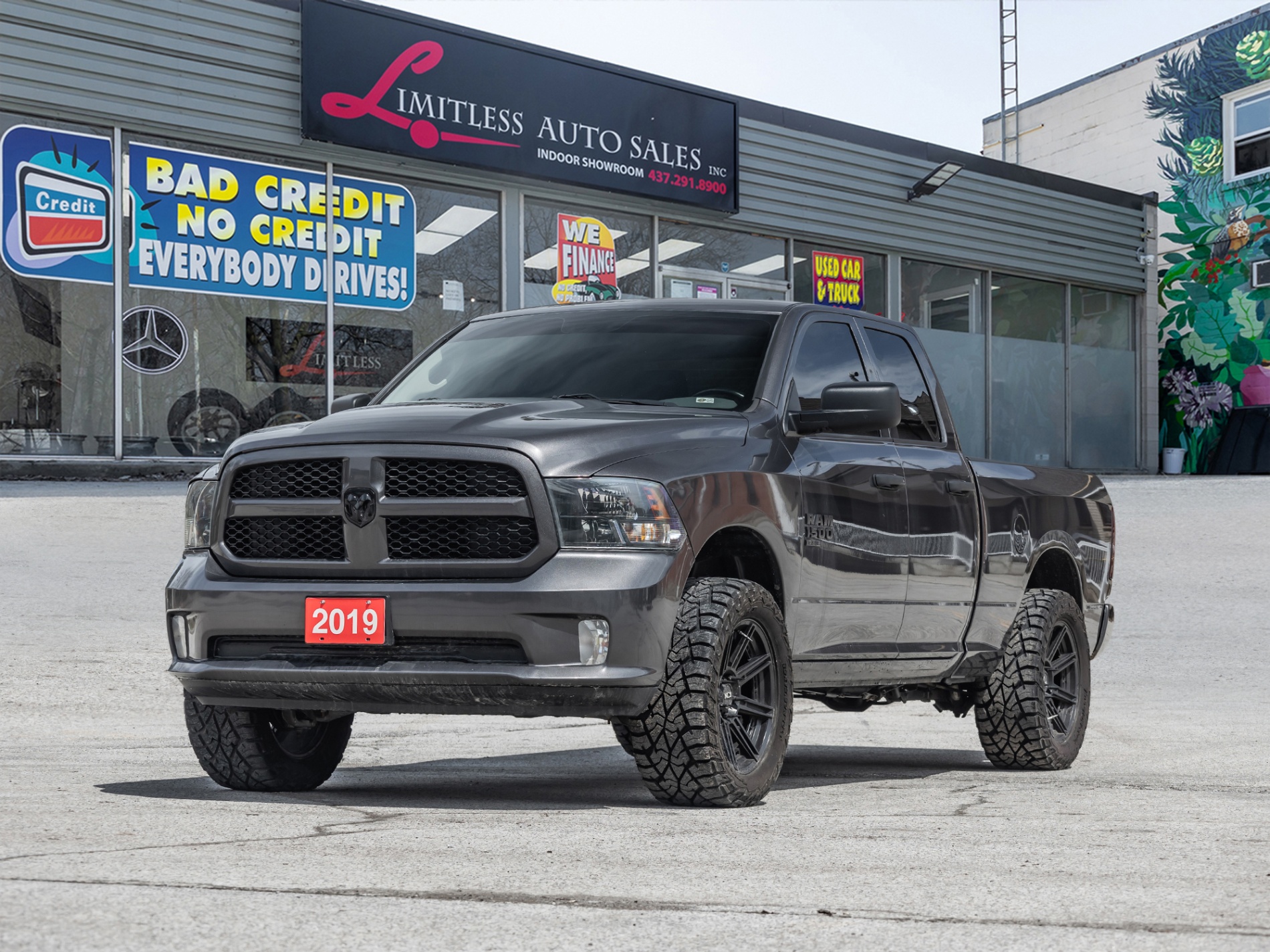 RAM 1500 Classic Tradesman Quad Cab 4WD 2019