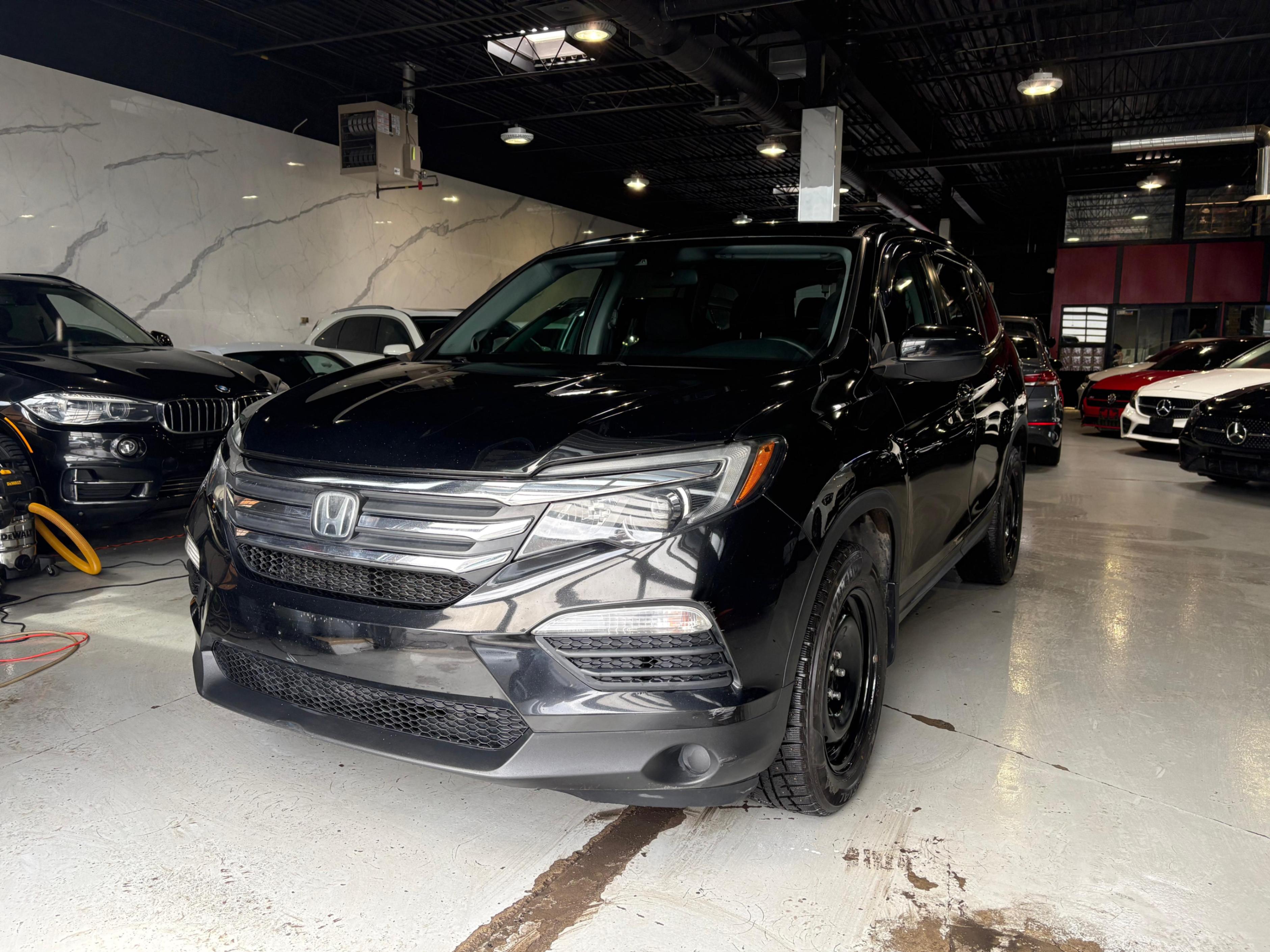 2018 Honda Pilot LX AWD