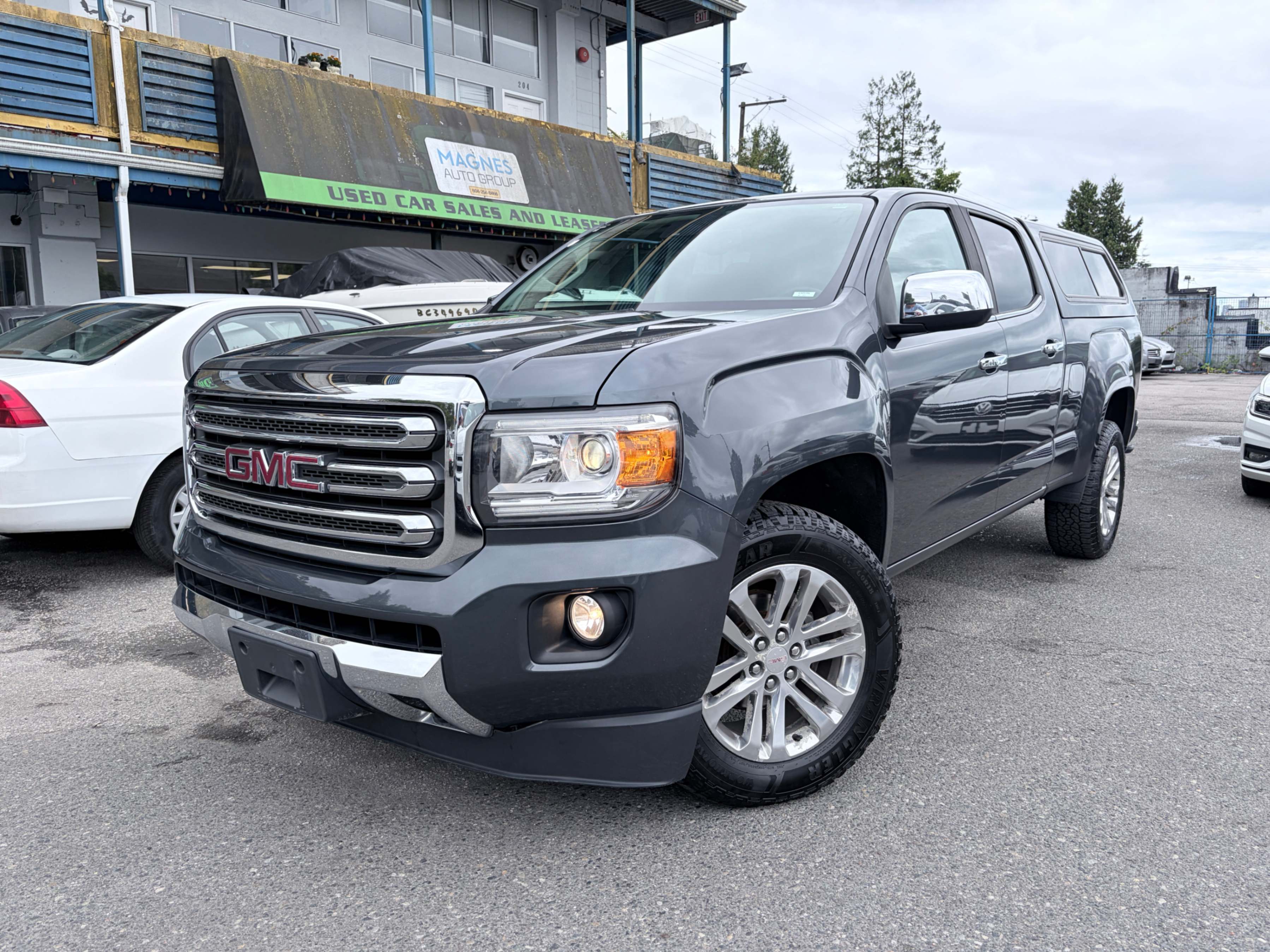 Gray 2017 GMC Canyon SLT Crew Cab 4WD Pickup Truck Four-Wheel Drive Automatic